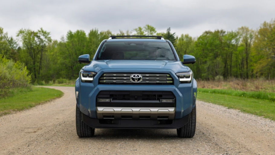 2026 Toyota 4Runner Front Grille Design