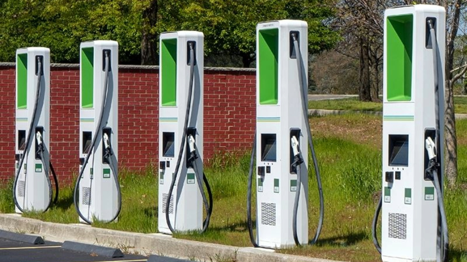 Public Level 2 EV Charging Station