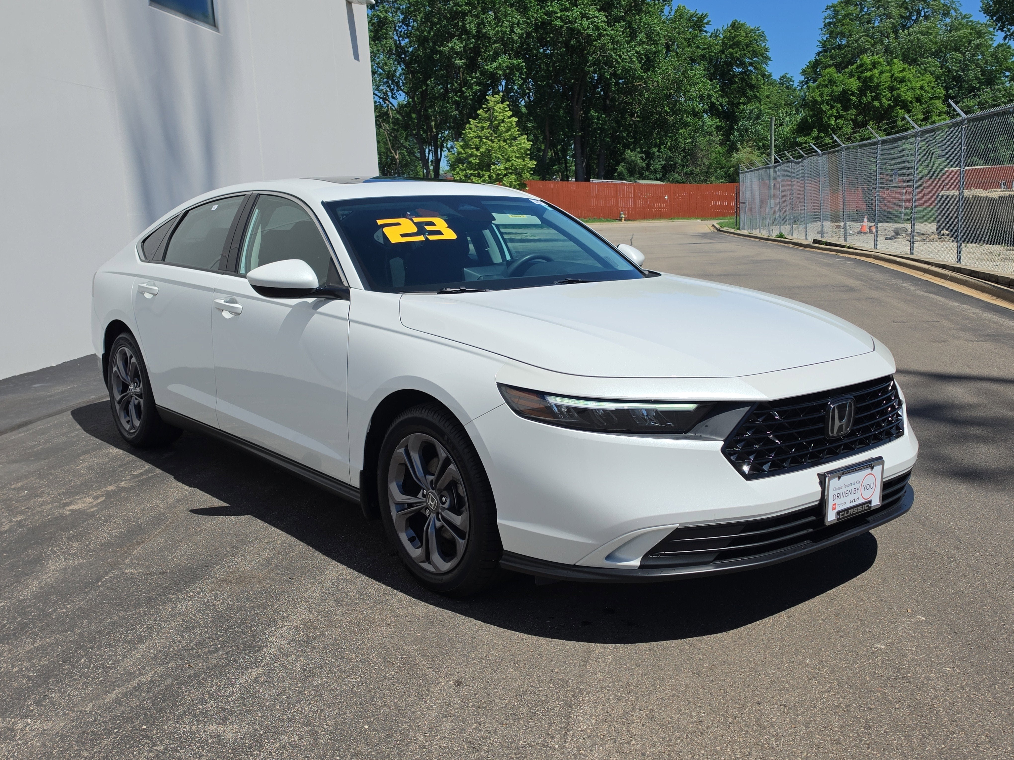 2023 Honda Accord Sedan EX
