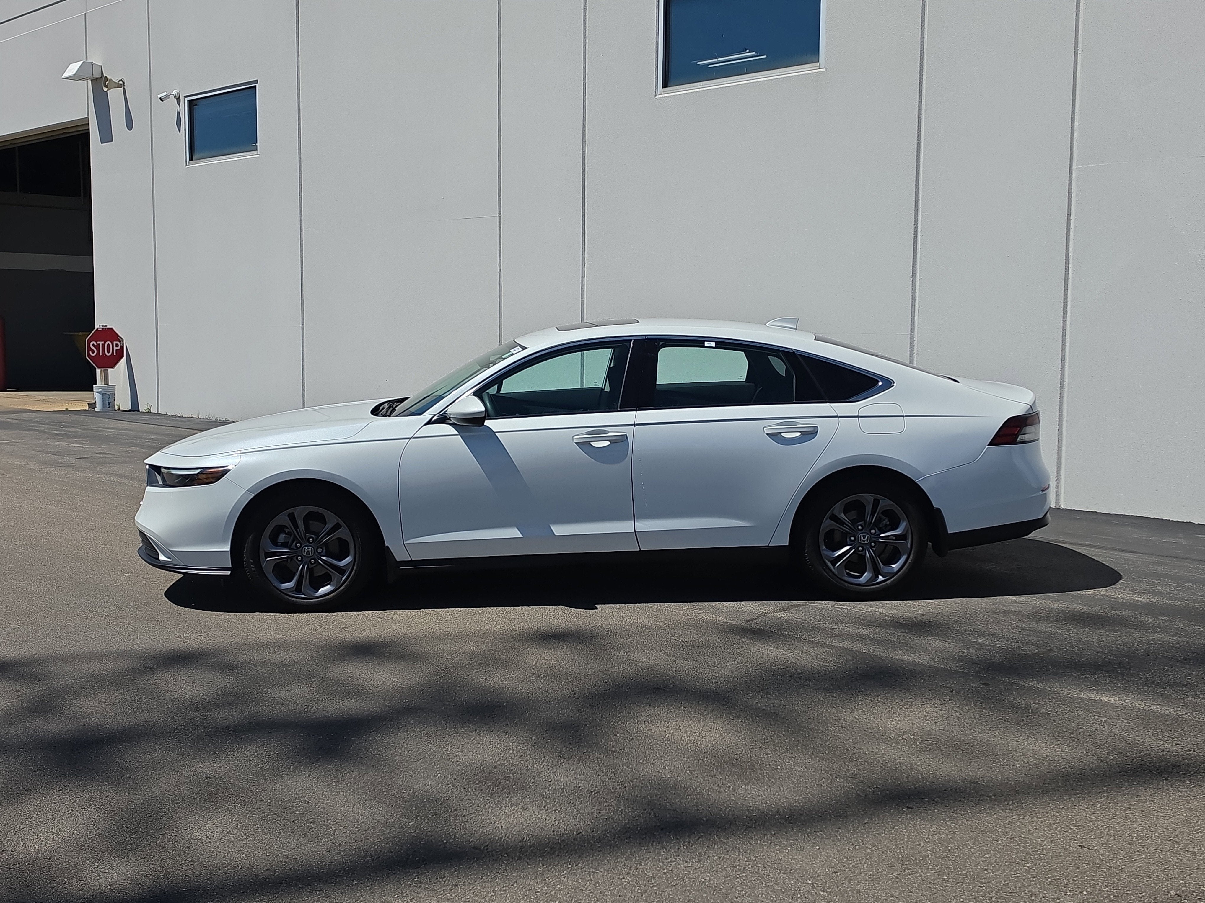 2023 Honda Accord Sedan EX