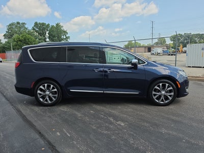 2017 Chrysler Pacifica Limited