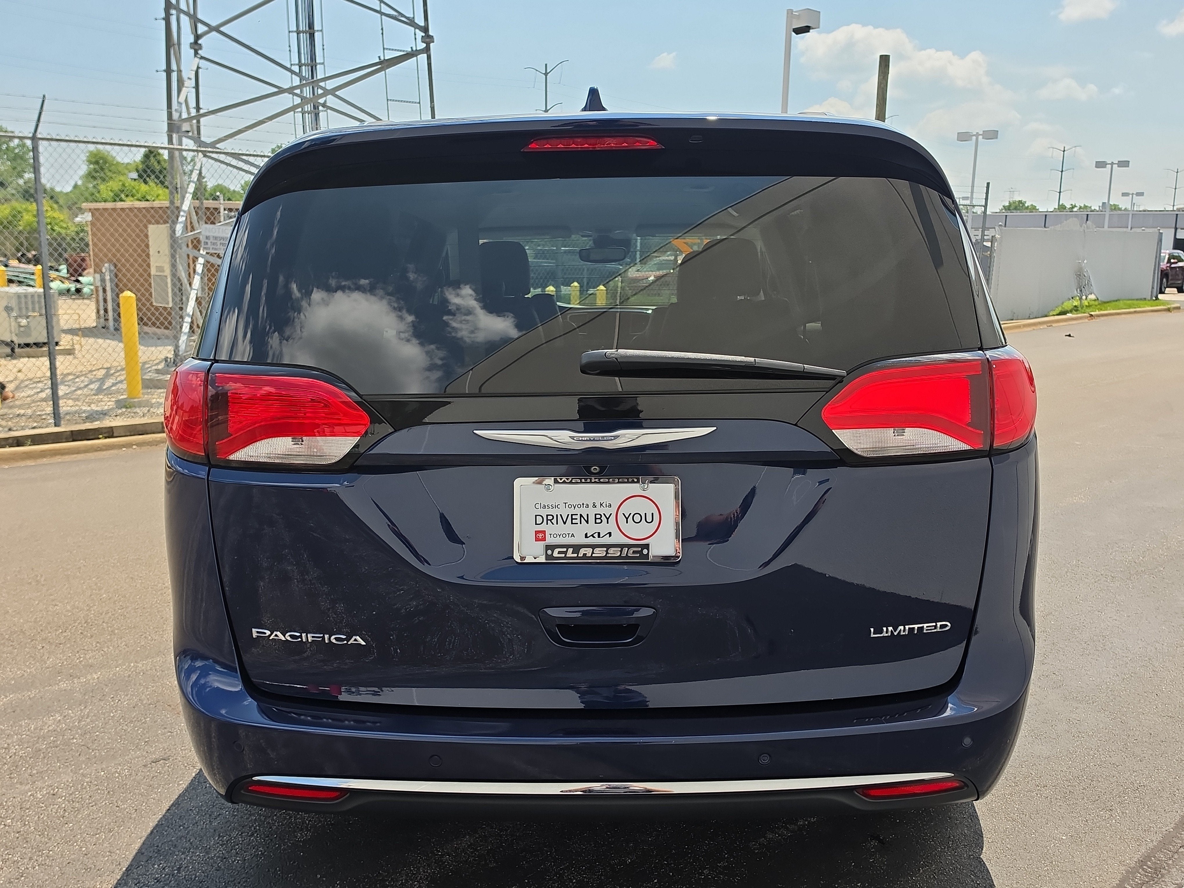 2017 Chrysler Pacifica Limited