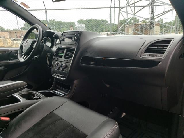 2016 Dodge Grand Caravan SXT Plus