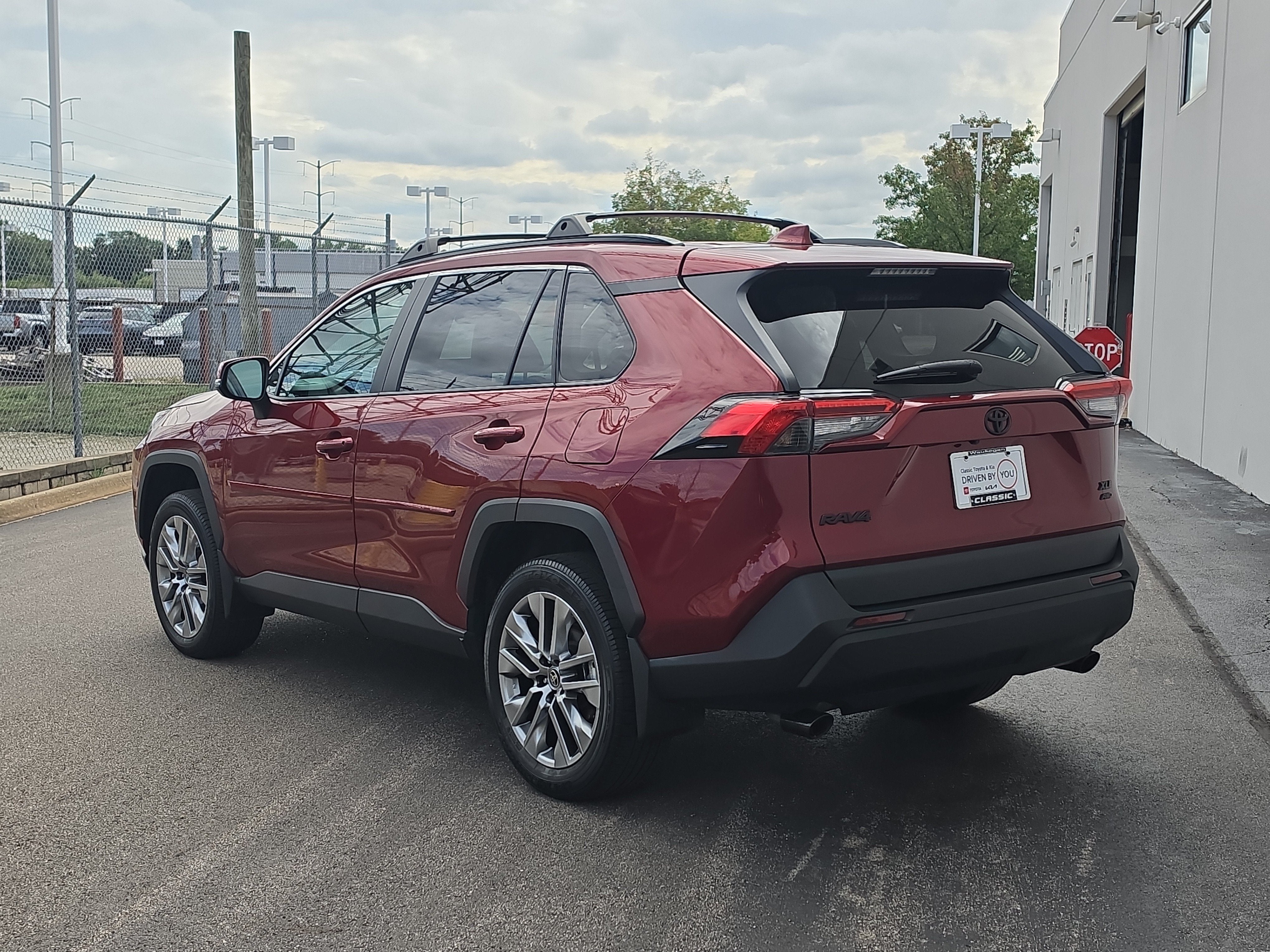 2023 Toyota RAV4 XLE Premium