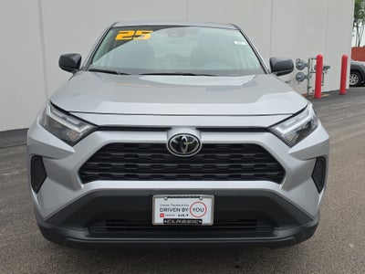 2025 Toyota RAV4 LE