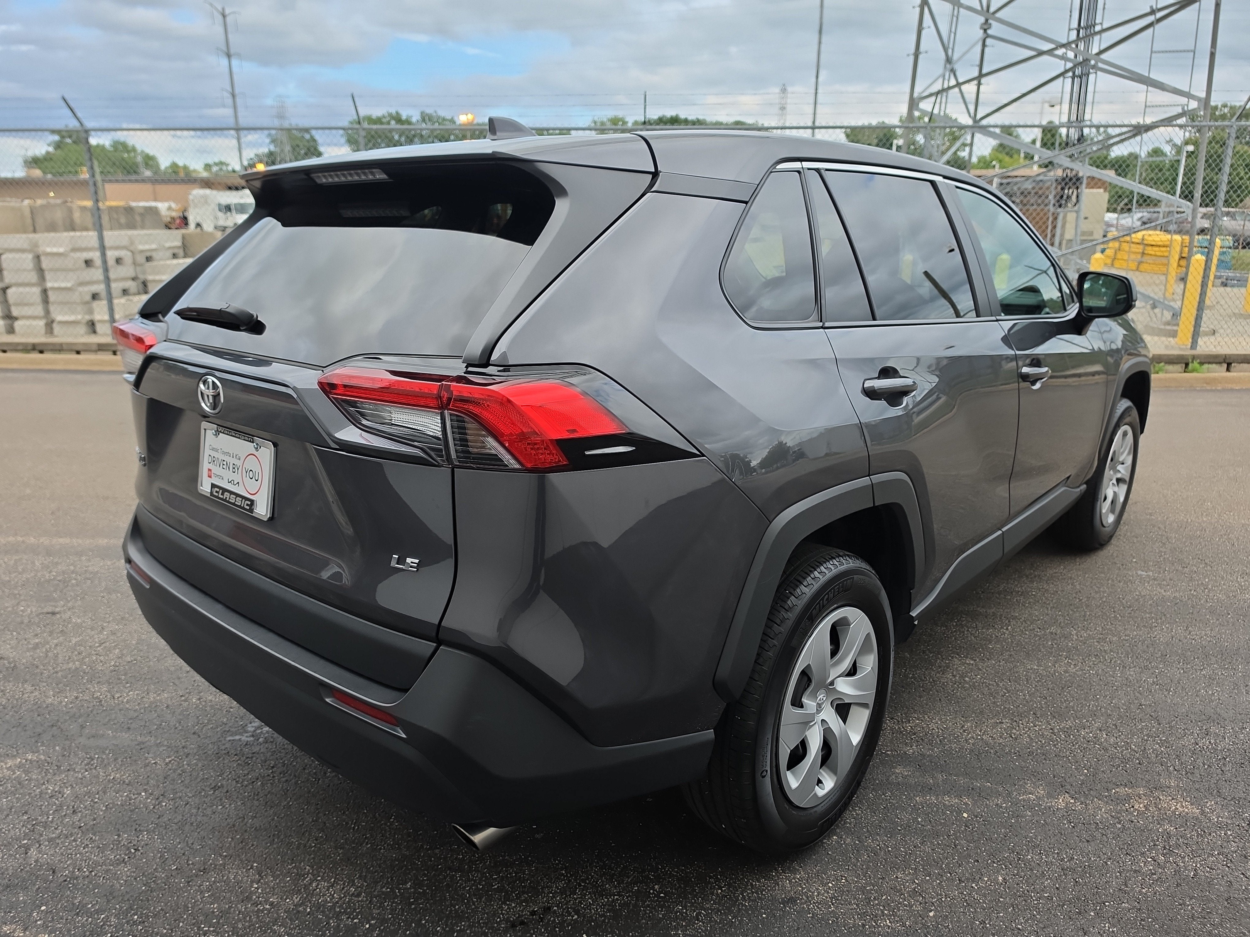 2025 Toyota RAV4 LE