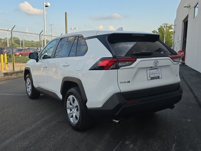 2025 Toyota RAV4 LE