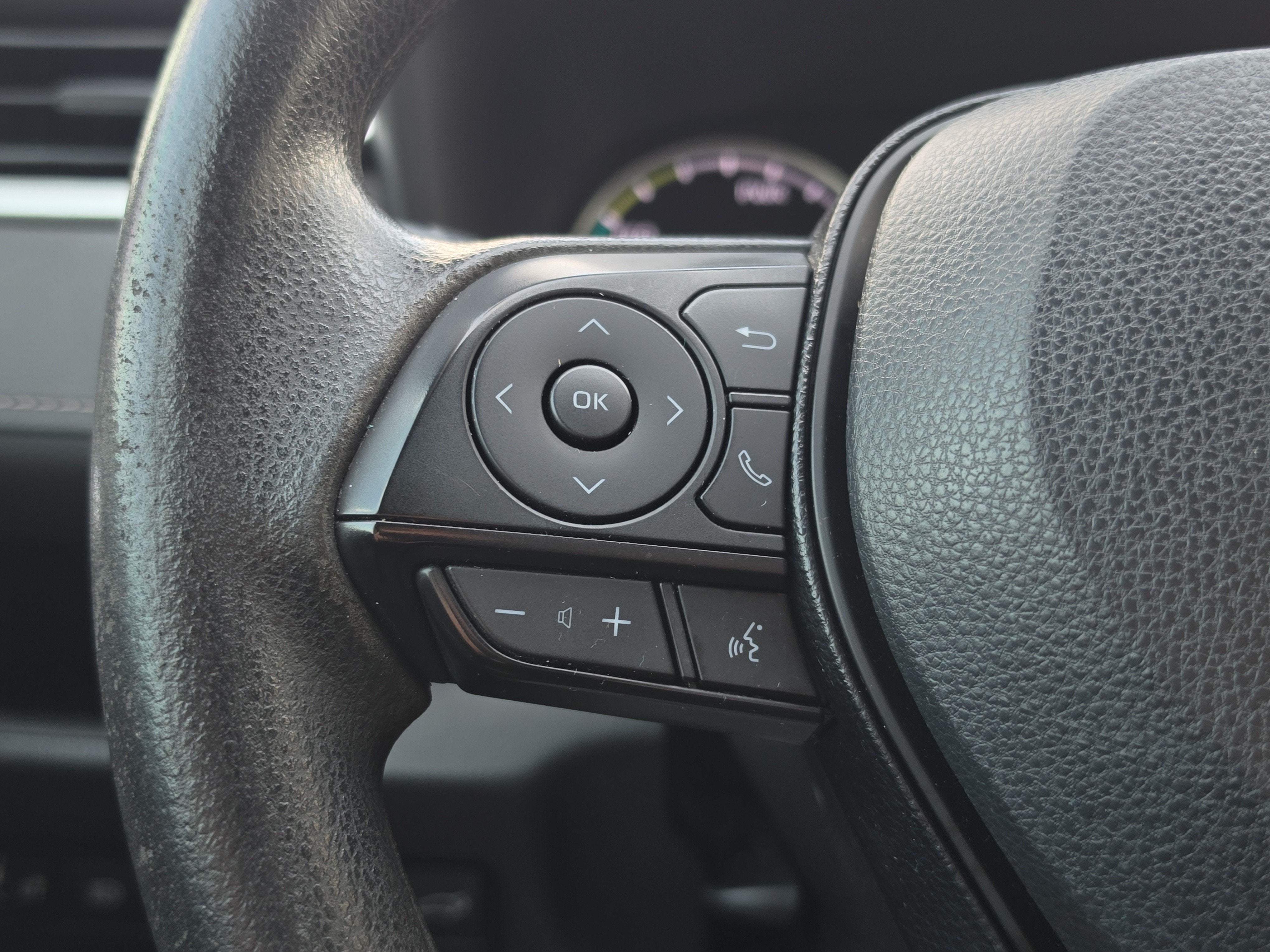 2019 Toyota RAV4 Hybrid XLE
