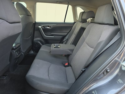 2019 Toyota RAV4 Hybrid XLE