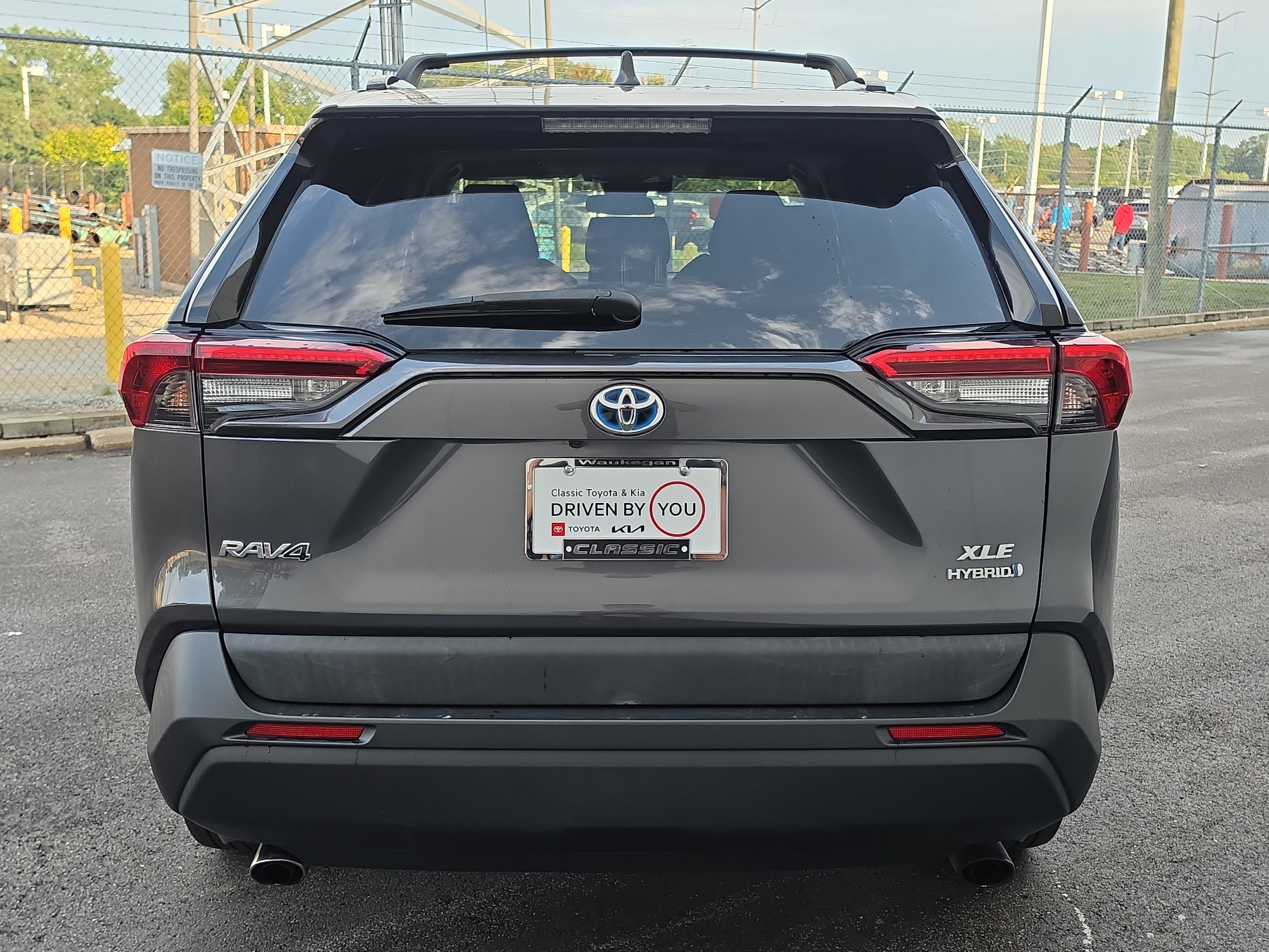 2019 Toyota RAV4 Hybrid XLE