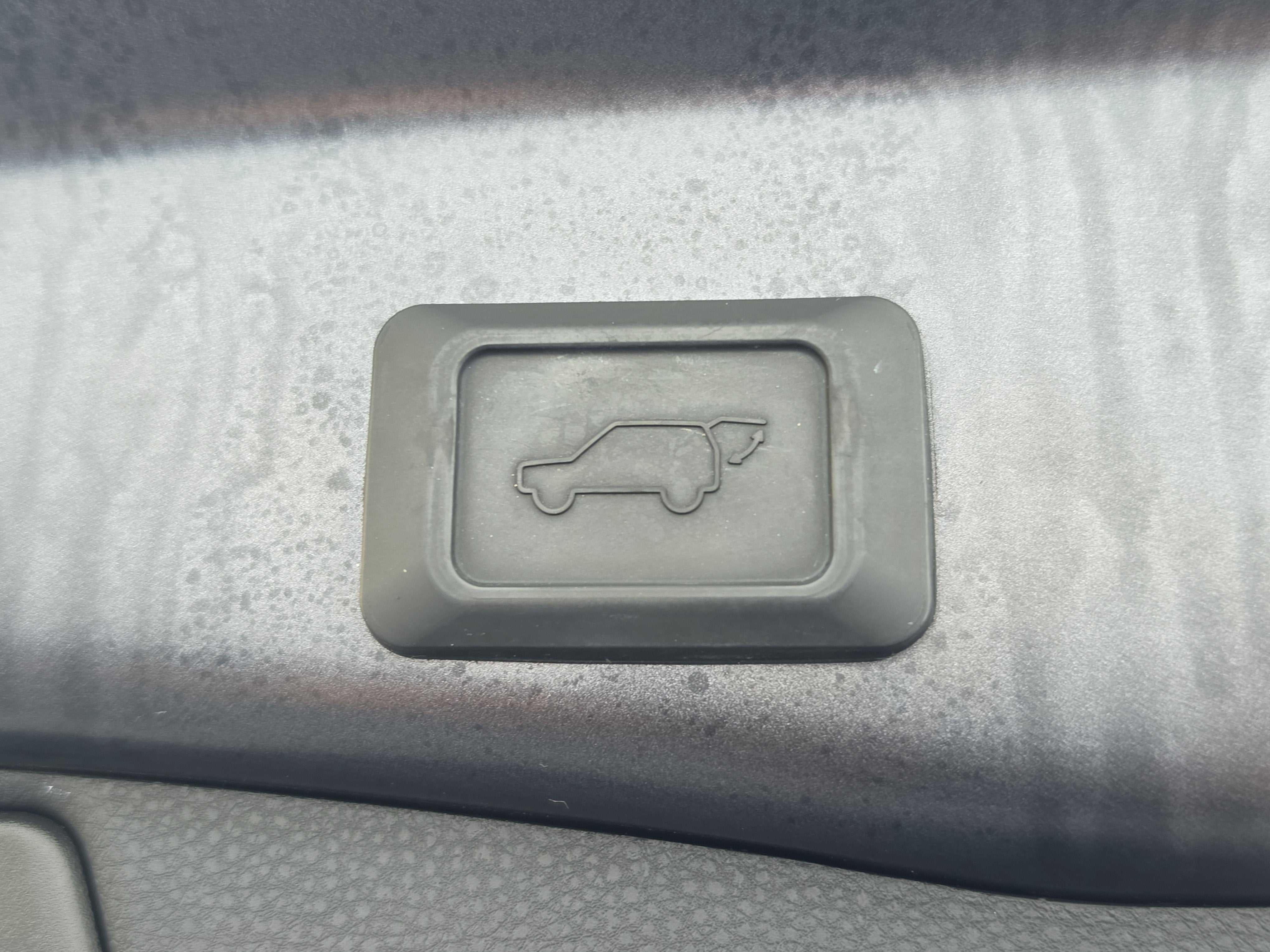 2019 Toyota RAV4 Hybrid XLE