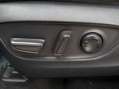 2019 Toyota RAV4 Hybrid XLE