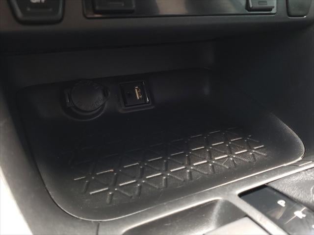 2019 Toyota RAV4 Hybrid XLE