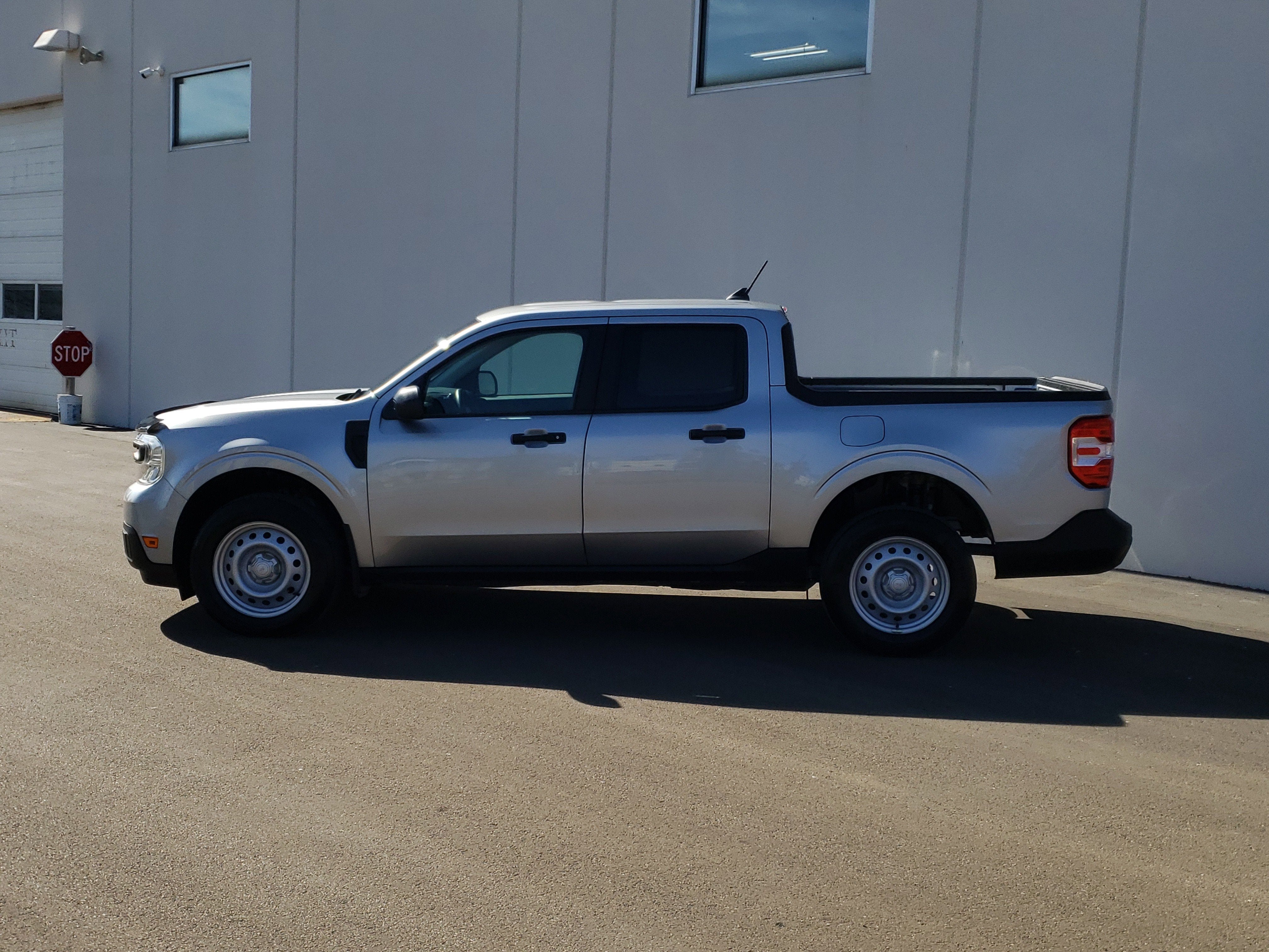 2023 Ford Maverick XL