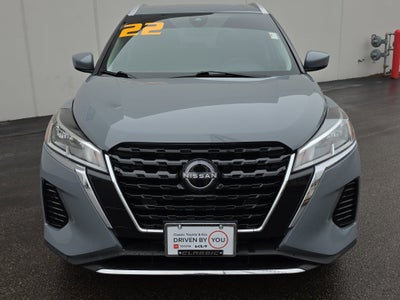 2022 Nissan Kicks SV