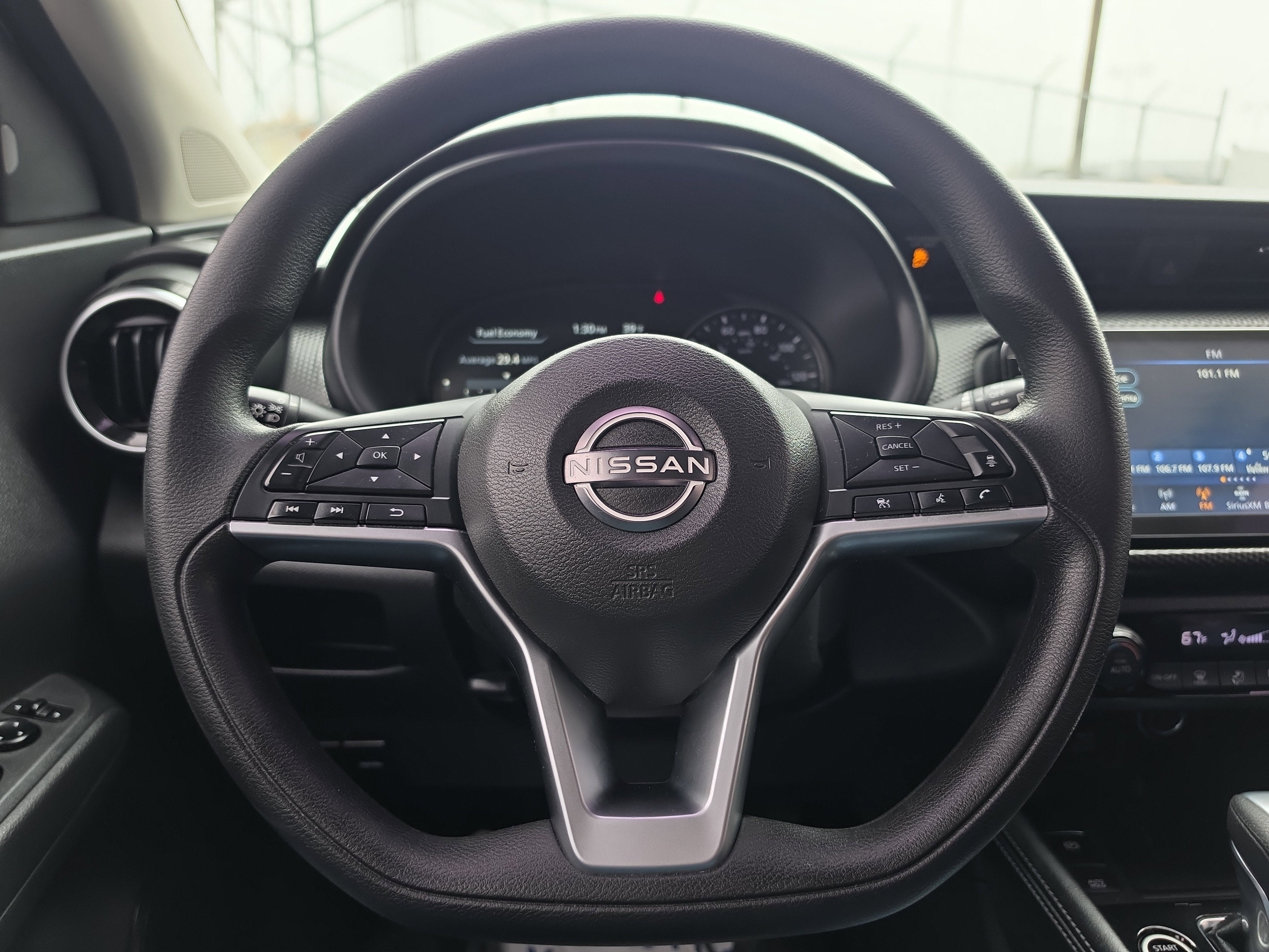 2022 Nissan Kicks SV