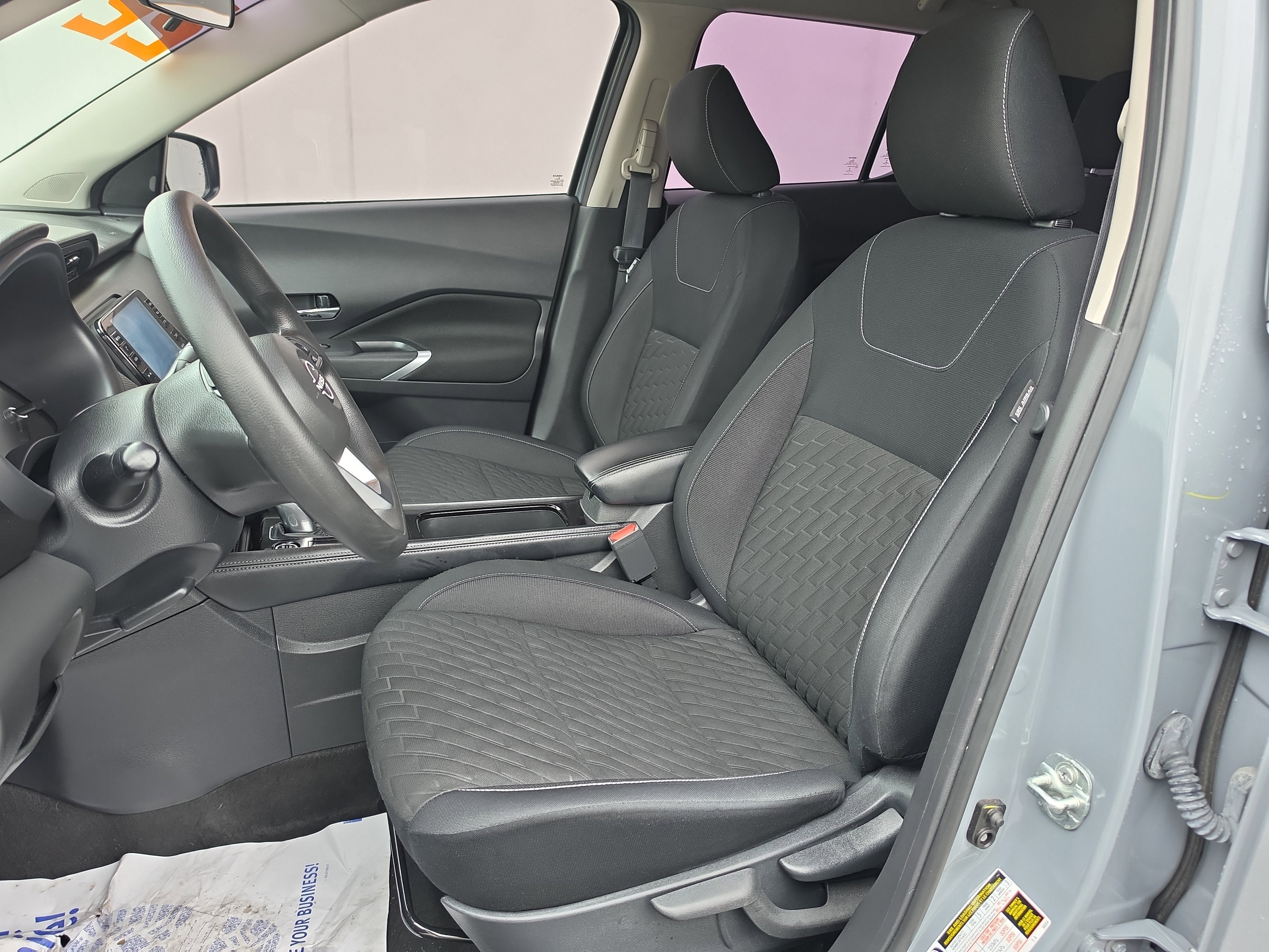 2022 Nissan Kicks SV