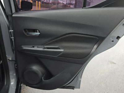 2022 Nissan Kicks SV