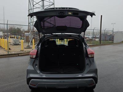 2022 Nissan Kicks SV