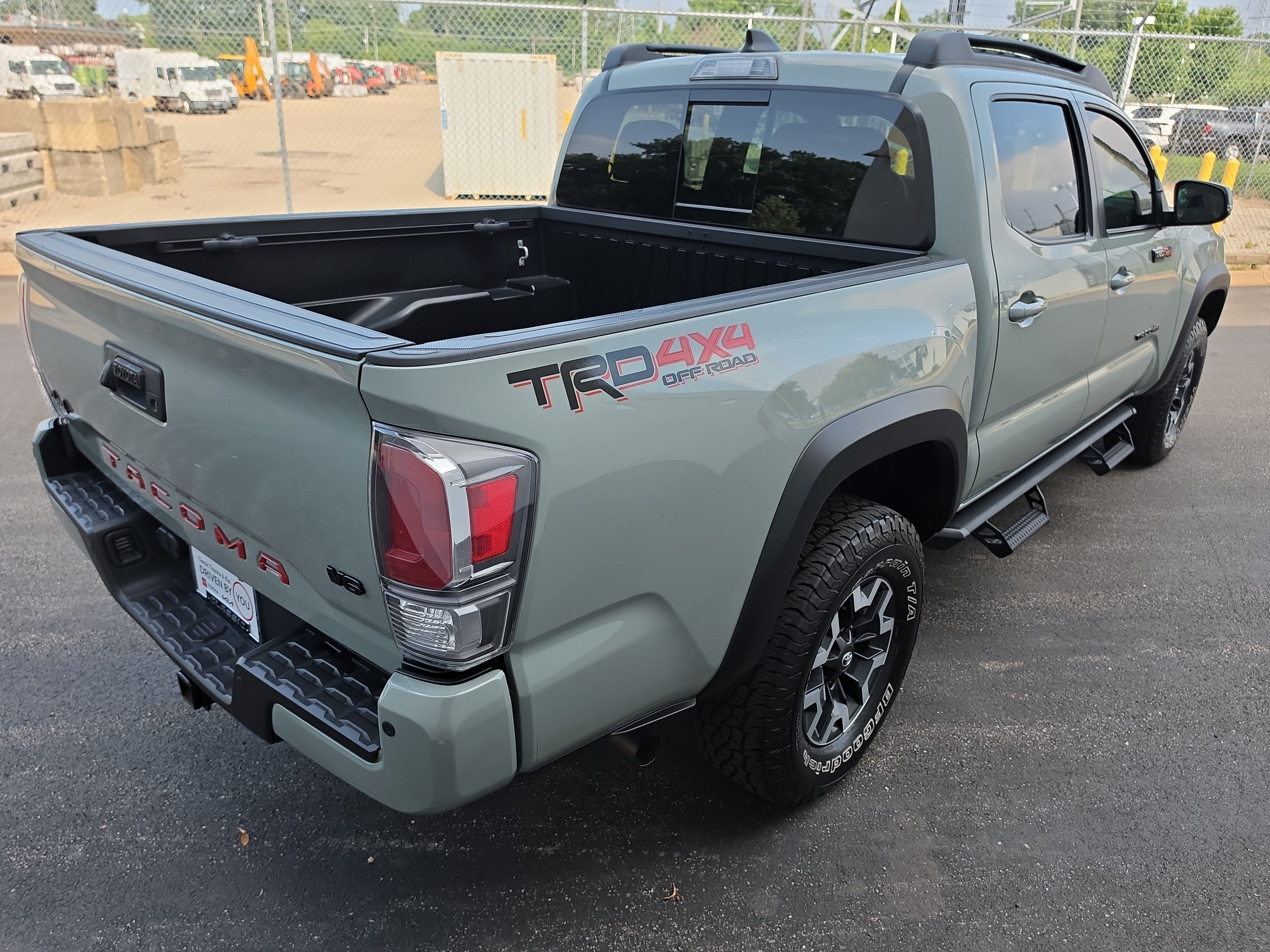 2022 Toyota Tacoma 4WD TRD Off Road