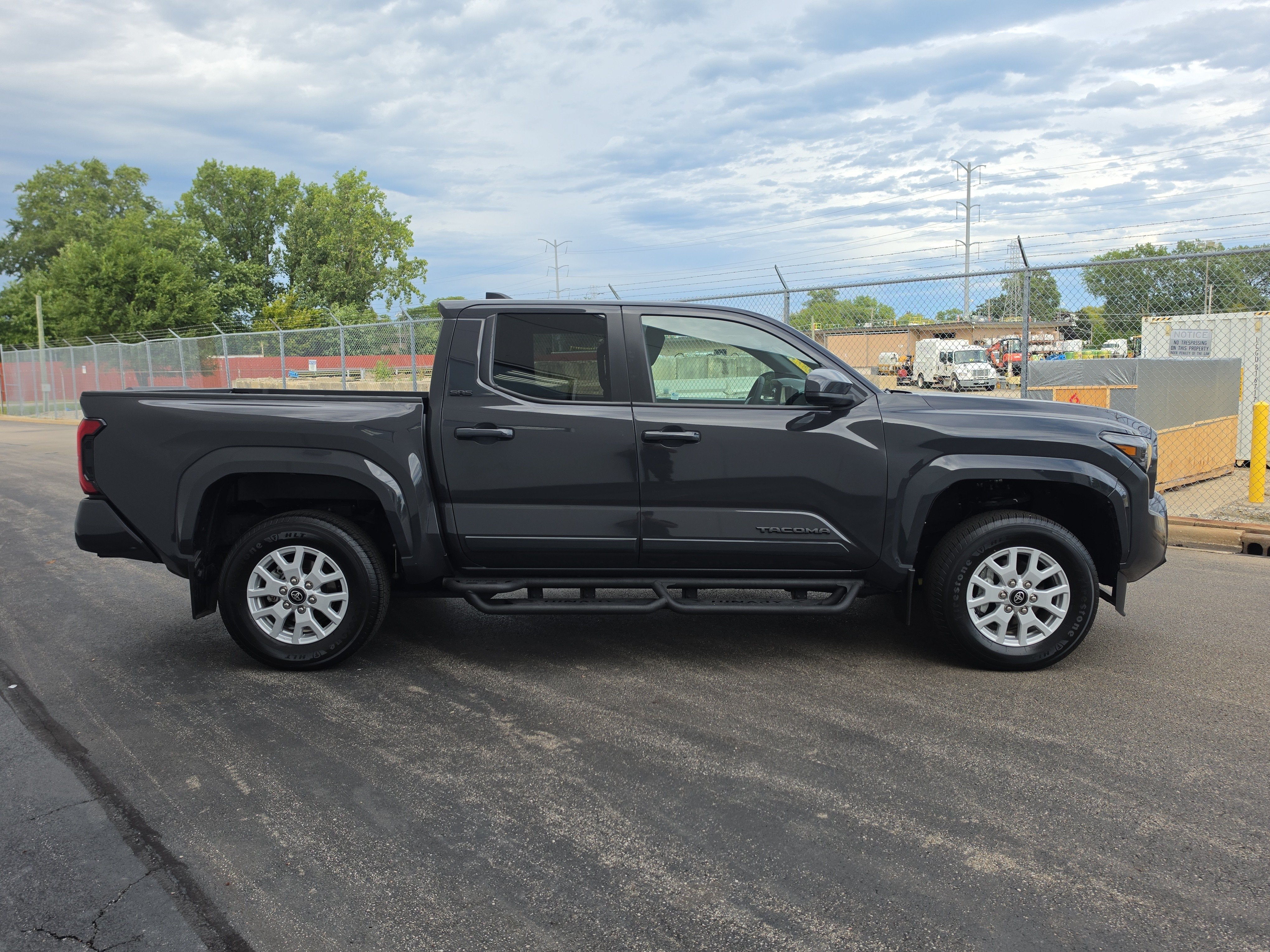 2024 Toyota Tacoma 4WD SR5