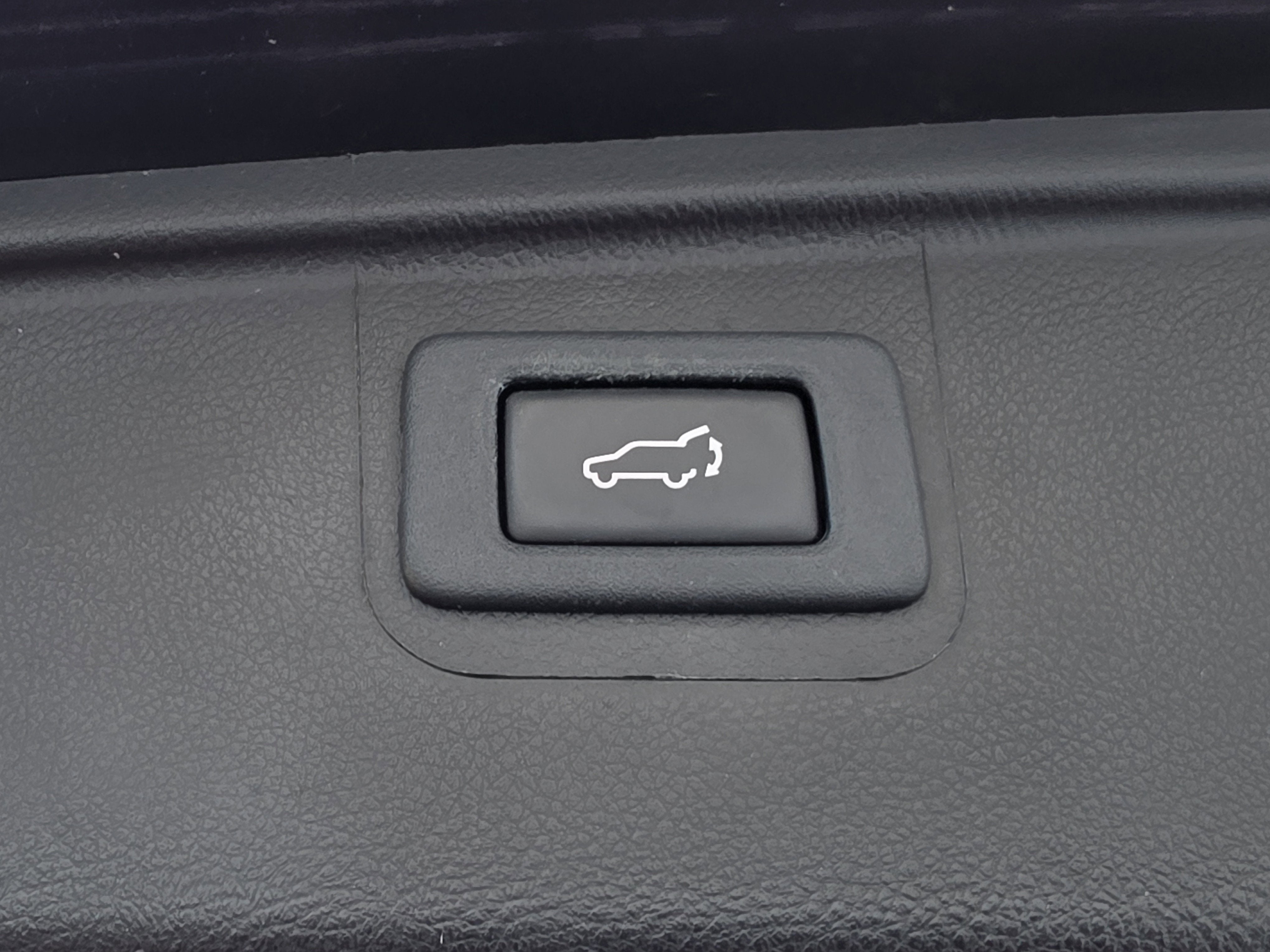 2018 Subaru Outback Premium