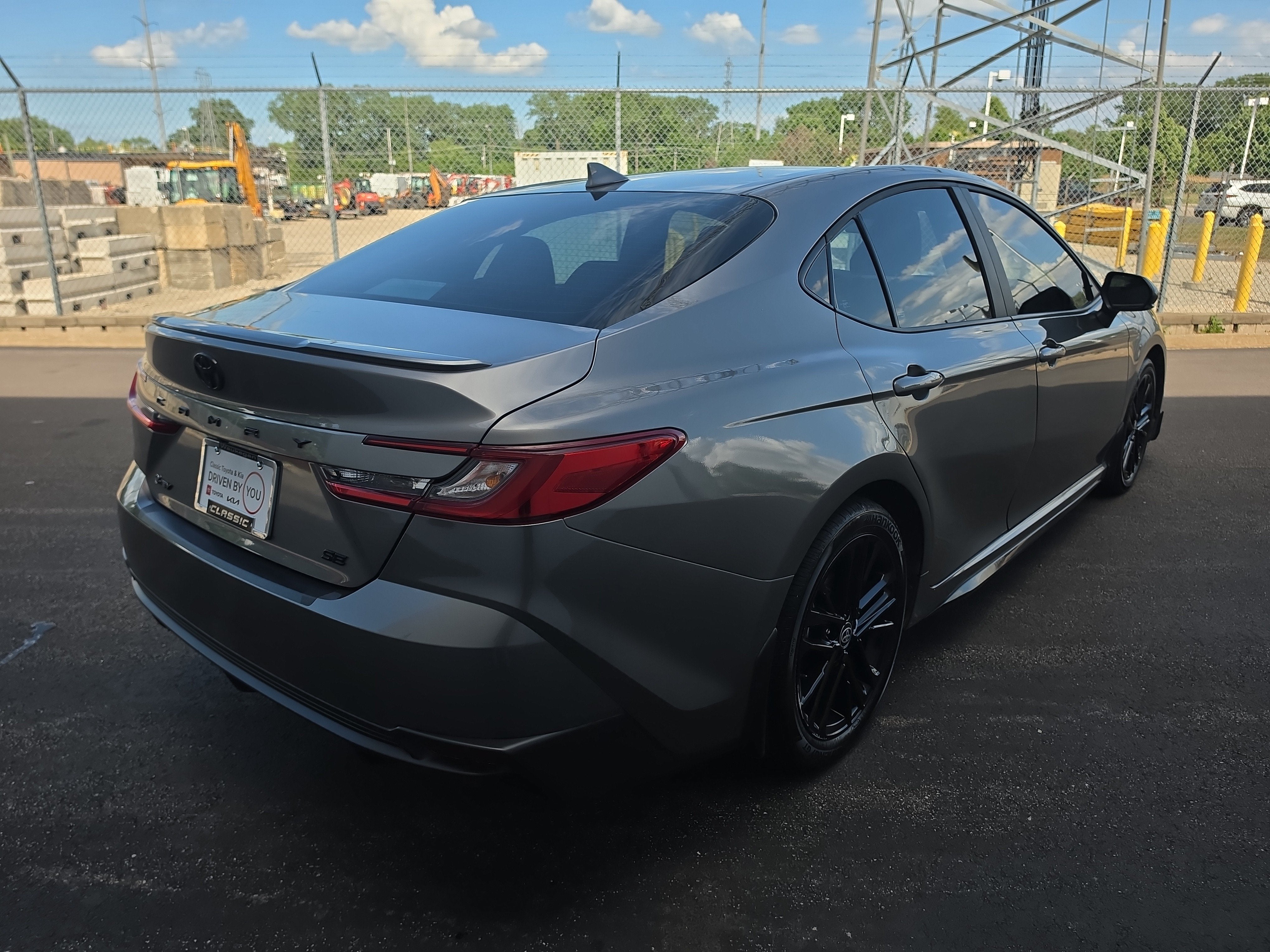 2025 Toyota Camry SE
