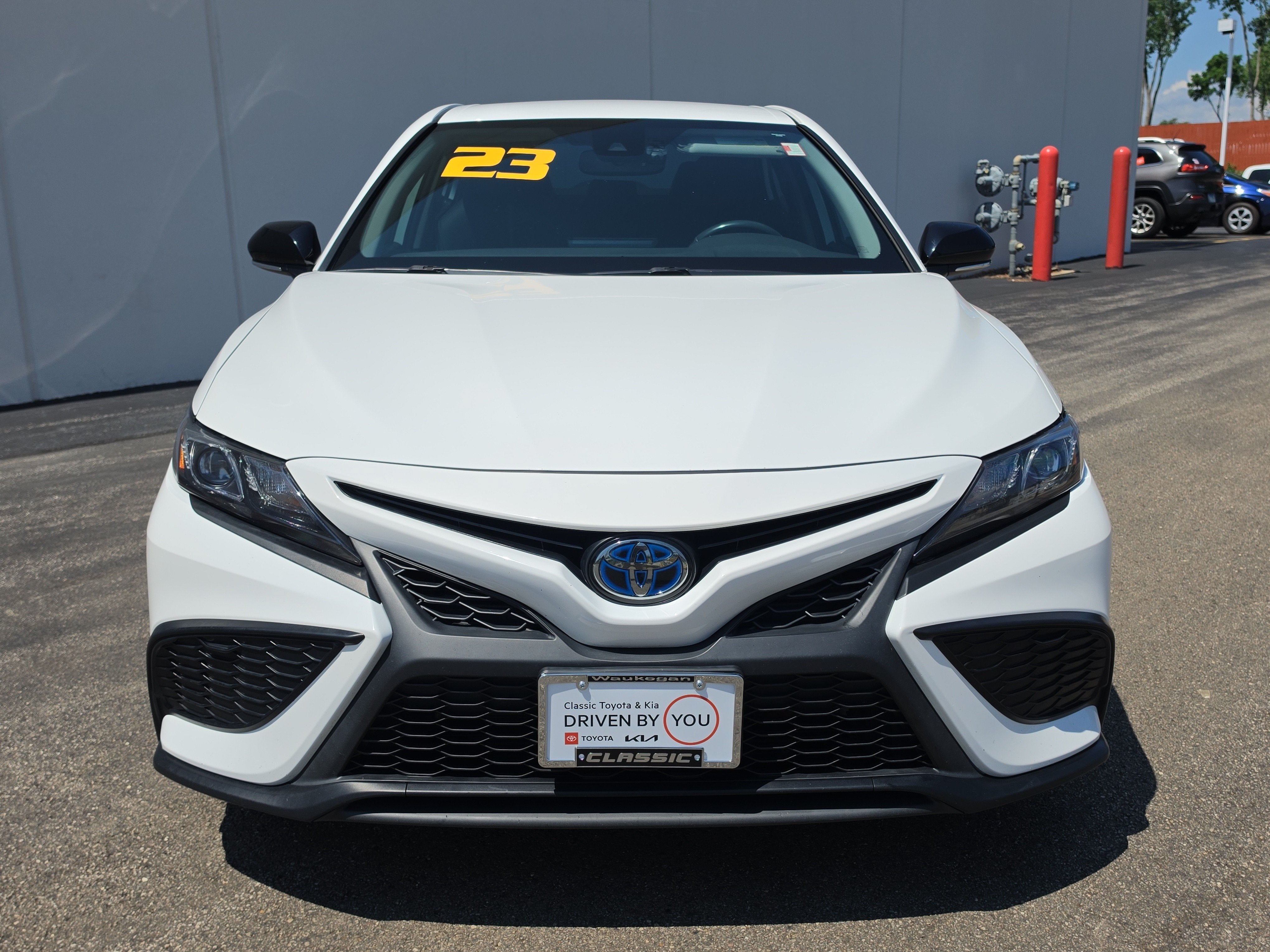 2023 Toyota Camry Hybrid SE Nightshade