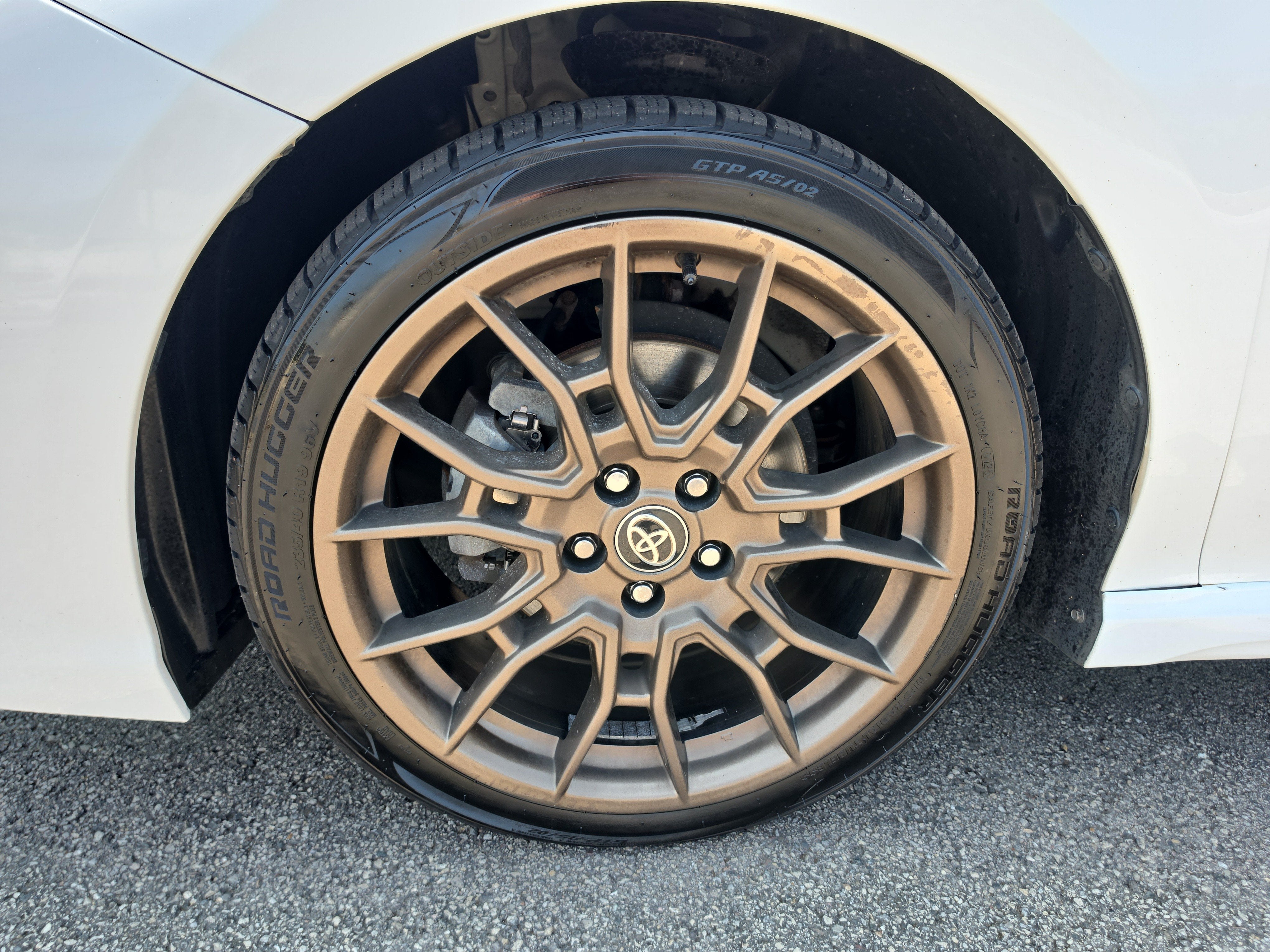 2023 Toyota Camry Hybrid SE Nightshade