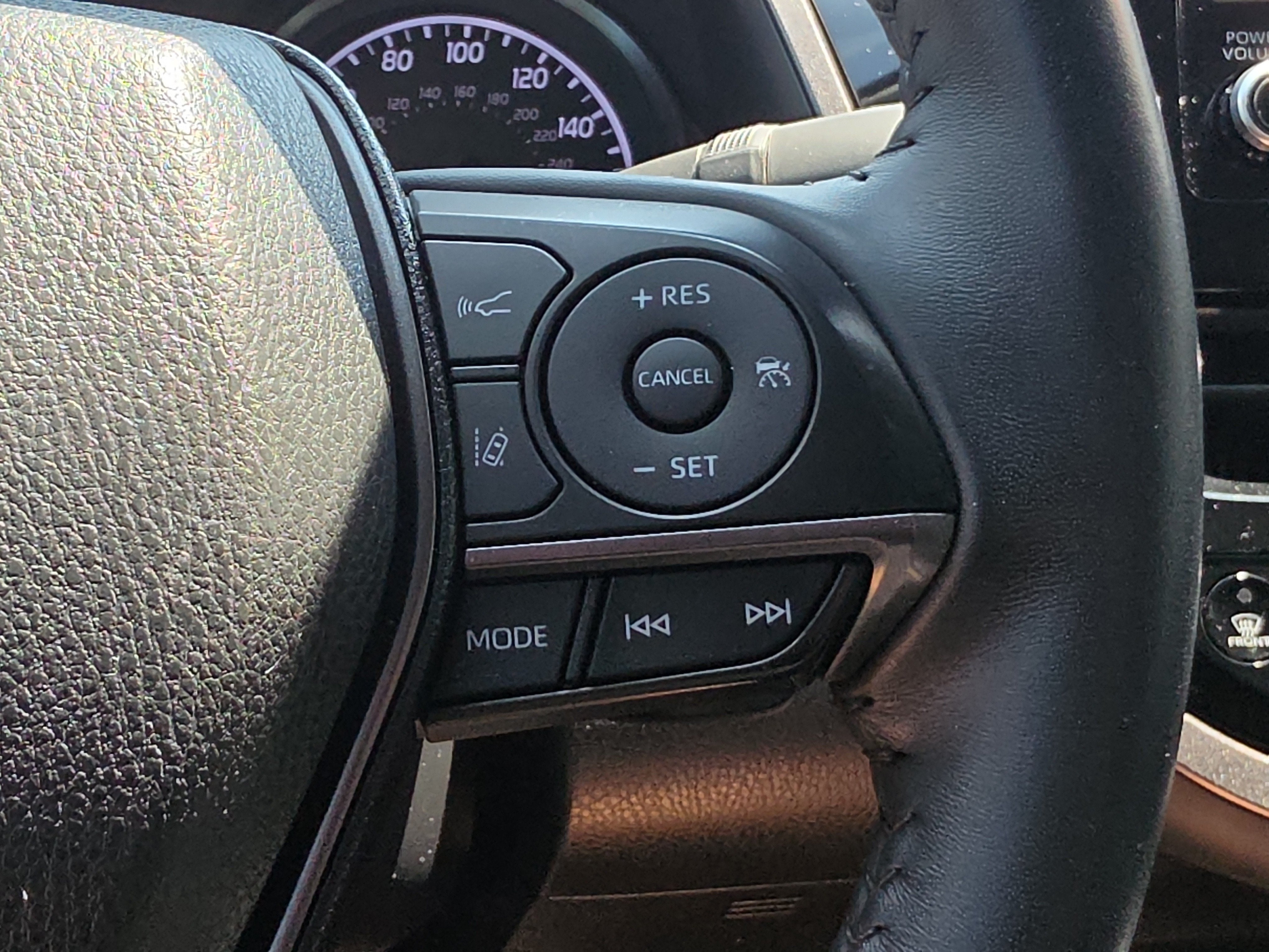 2023 Toyota Camry Hybrid SE Nightshade