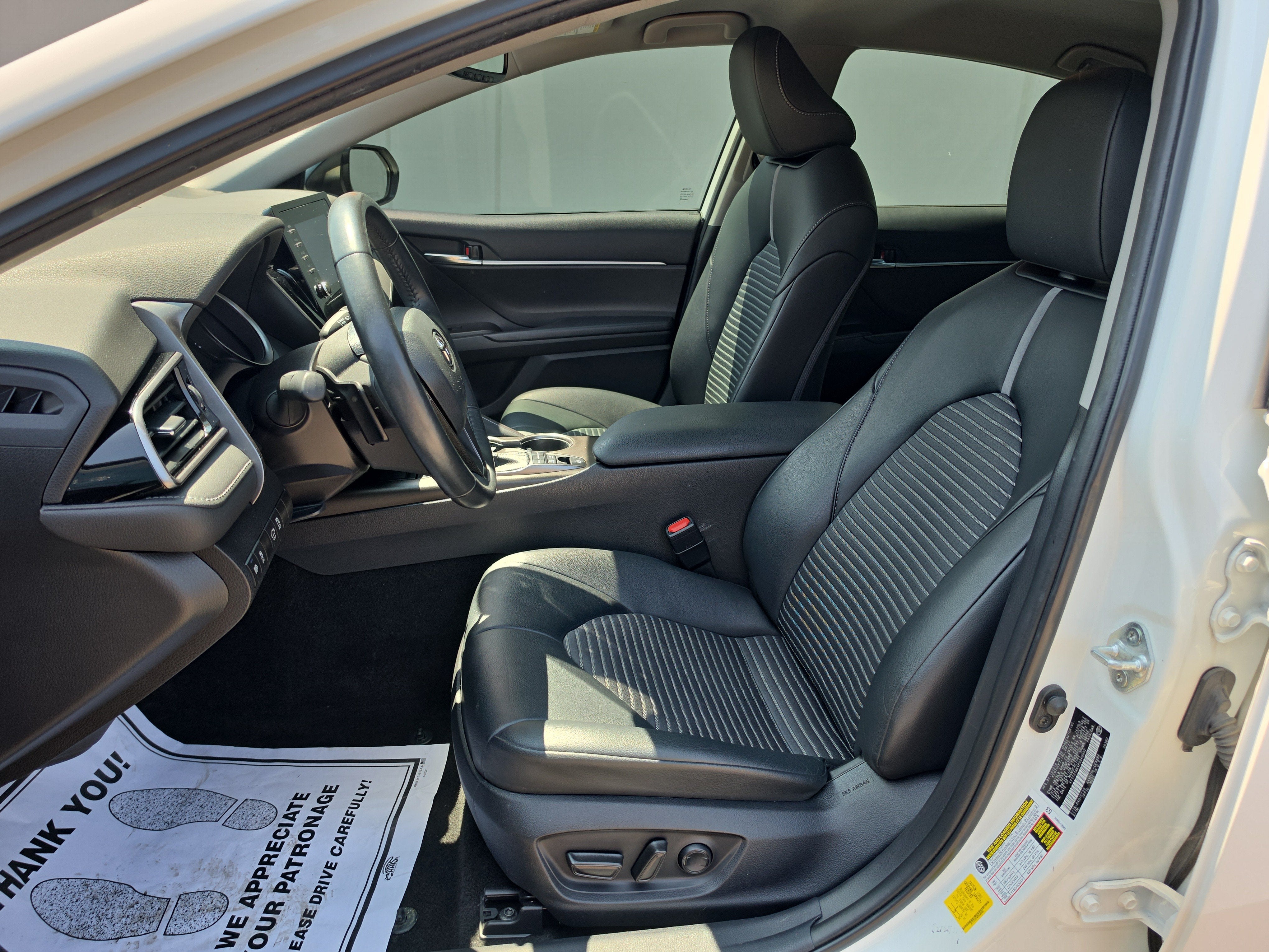 2023 Toyota Camry Hybrid SE Nightshade