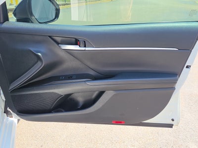 2023 Toyota Camry Hybrid SE Nightshade