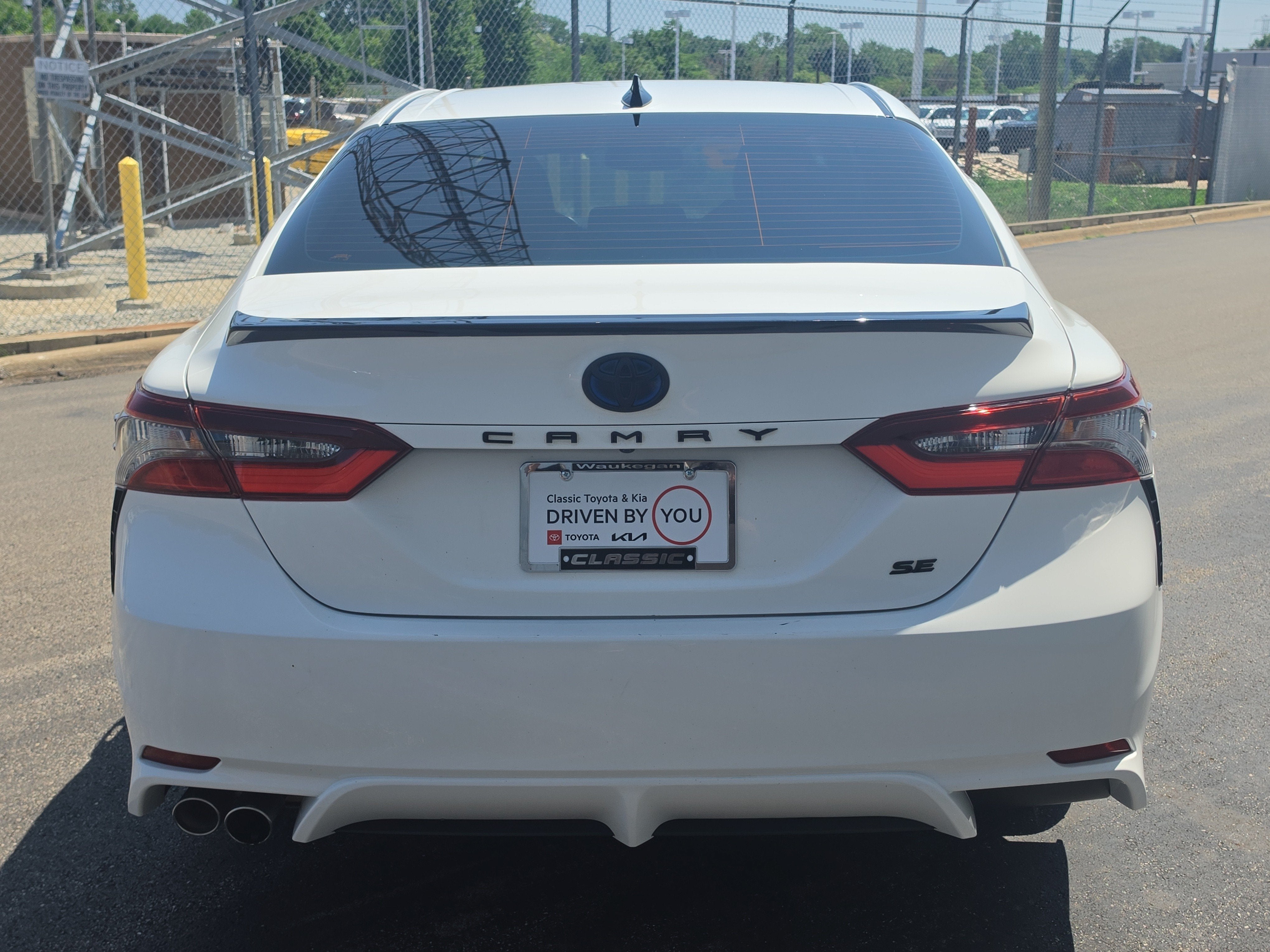 2023 Toyota Camry Hybrid SE Nightshade