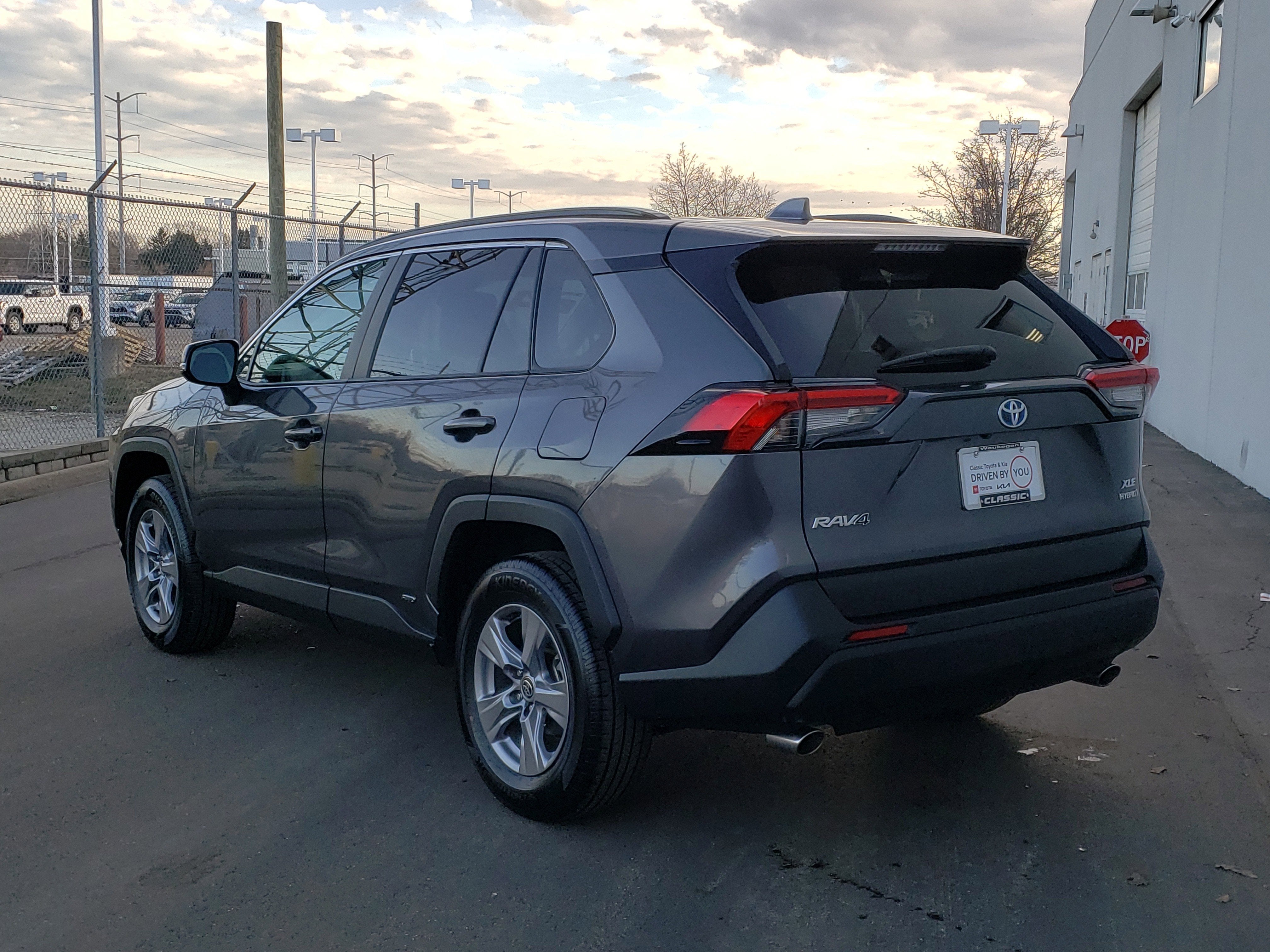 2024 Toyota RAV4 Hybrid XLE