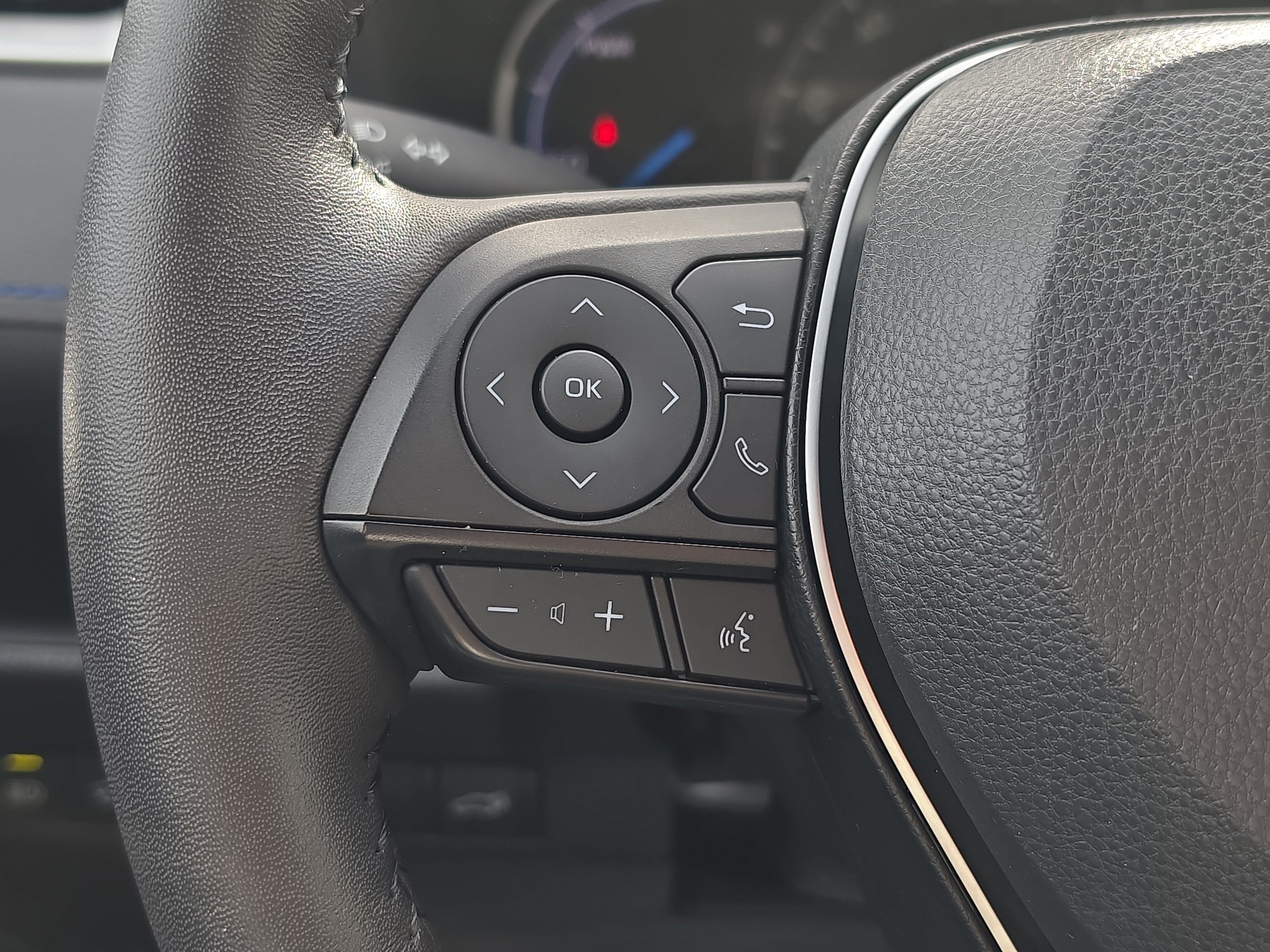 2024 Toyota RAV4 Hybrid SE