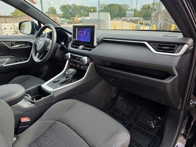 2024 Toyota RAV4 Hybrid SE