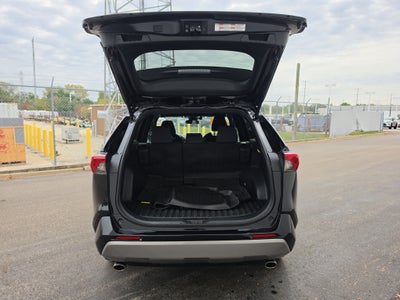 2024 Toyota RAV4 Hybrid SE