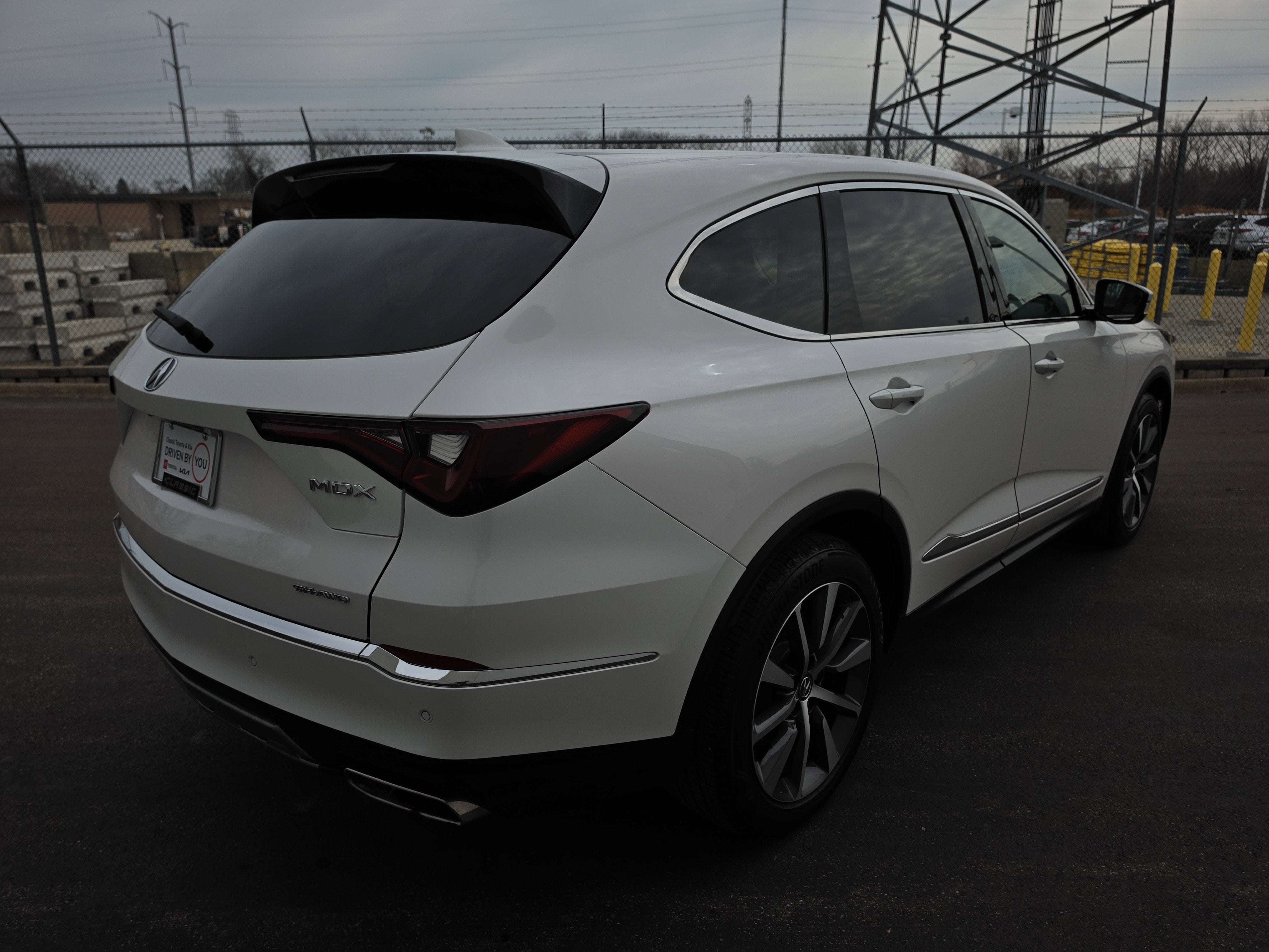 2025 Acura MDX w/Technology Package