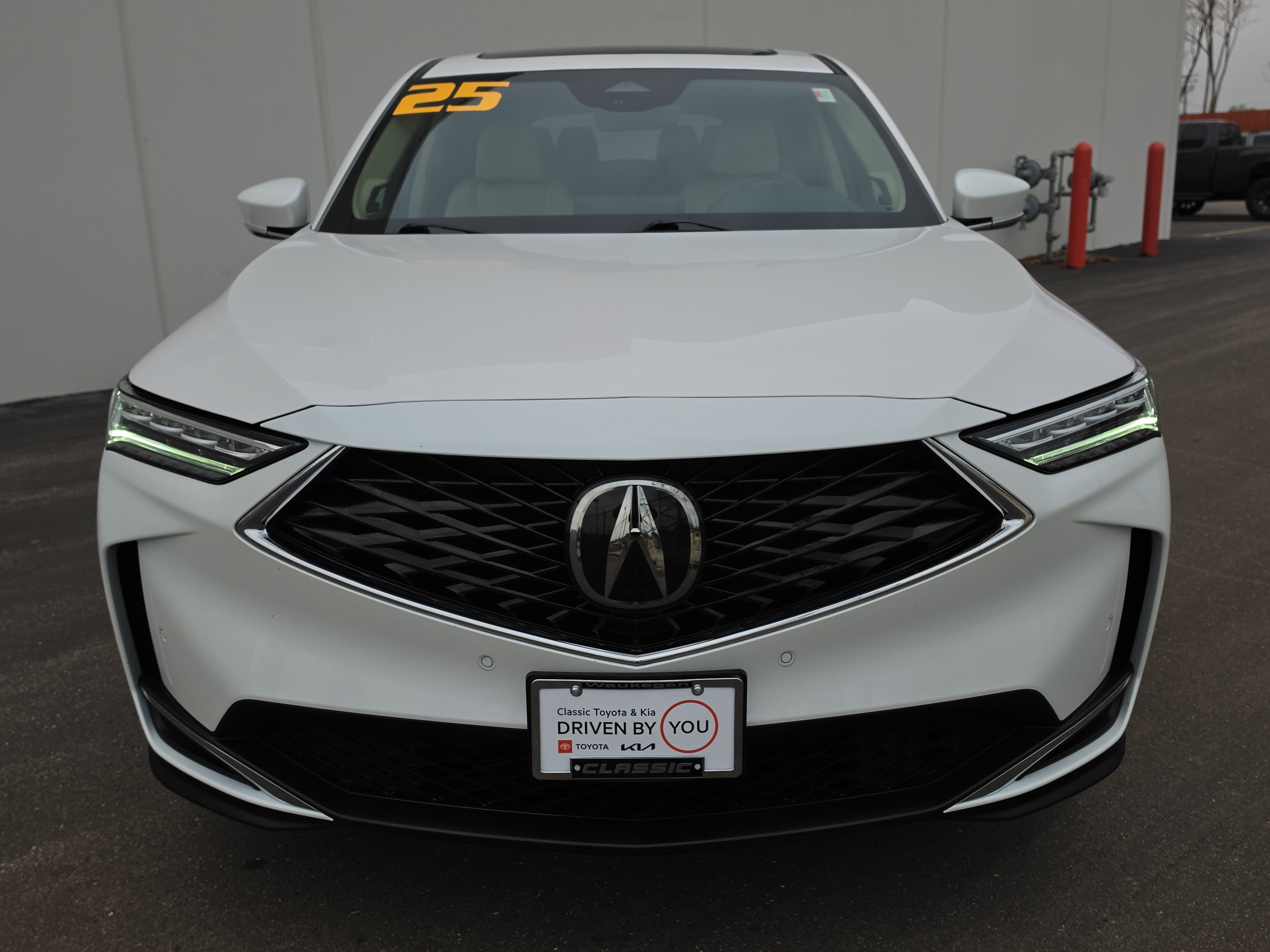 2025 Acura MDX w/Technology Package