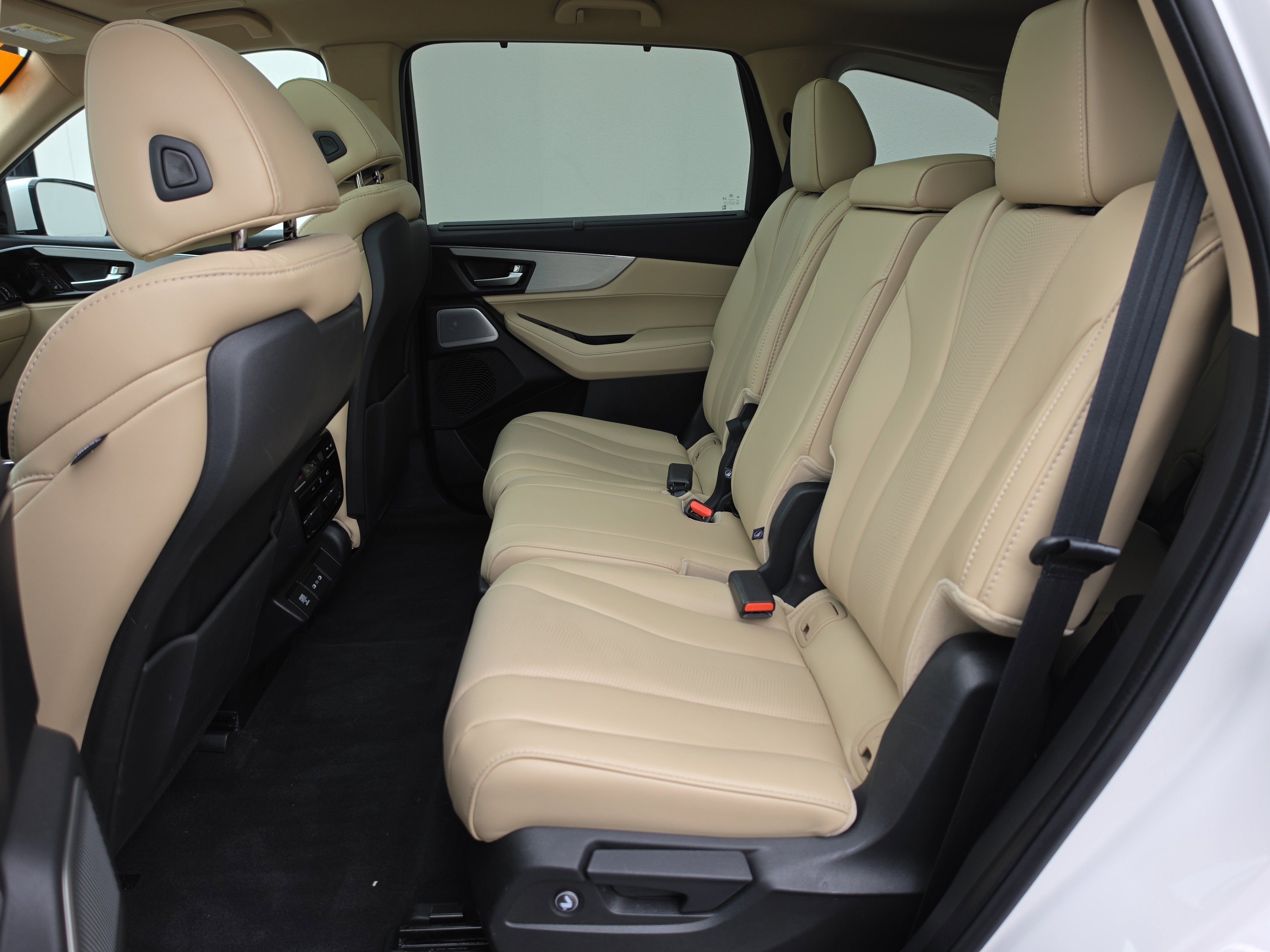 2025 Acura MDX w/Technology Package