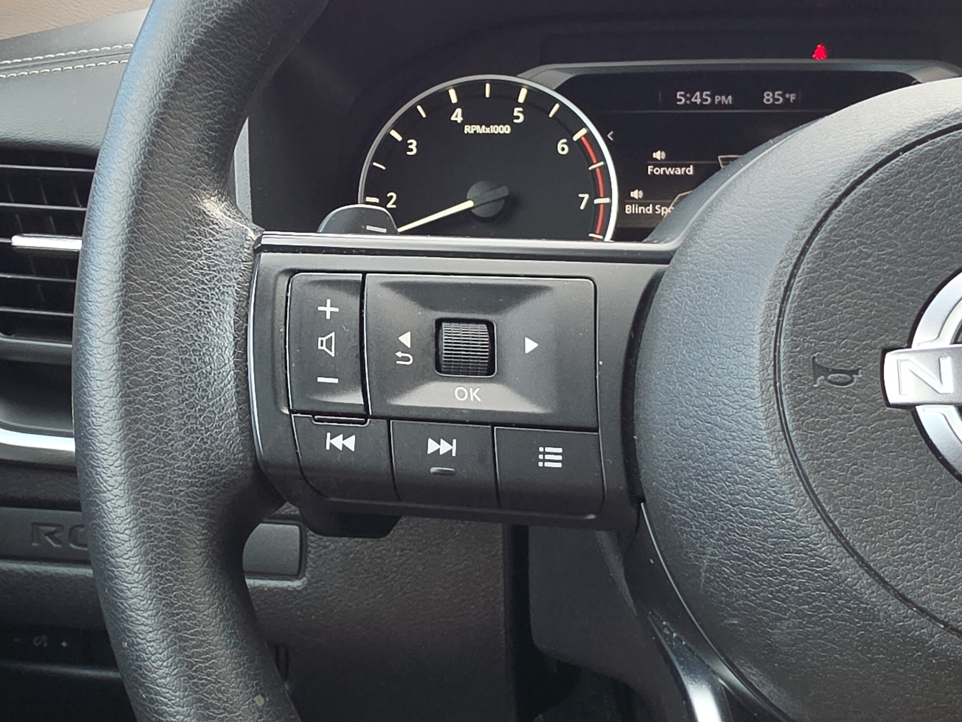 2023 Nissan Rogue S