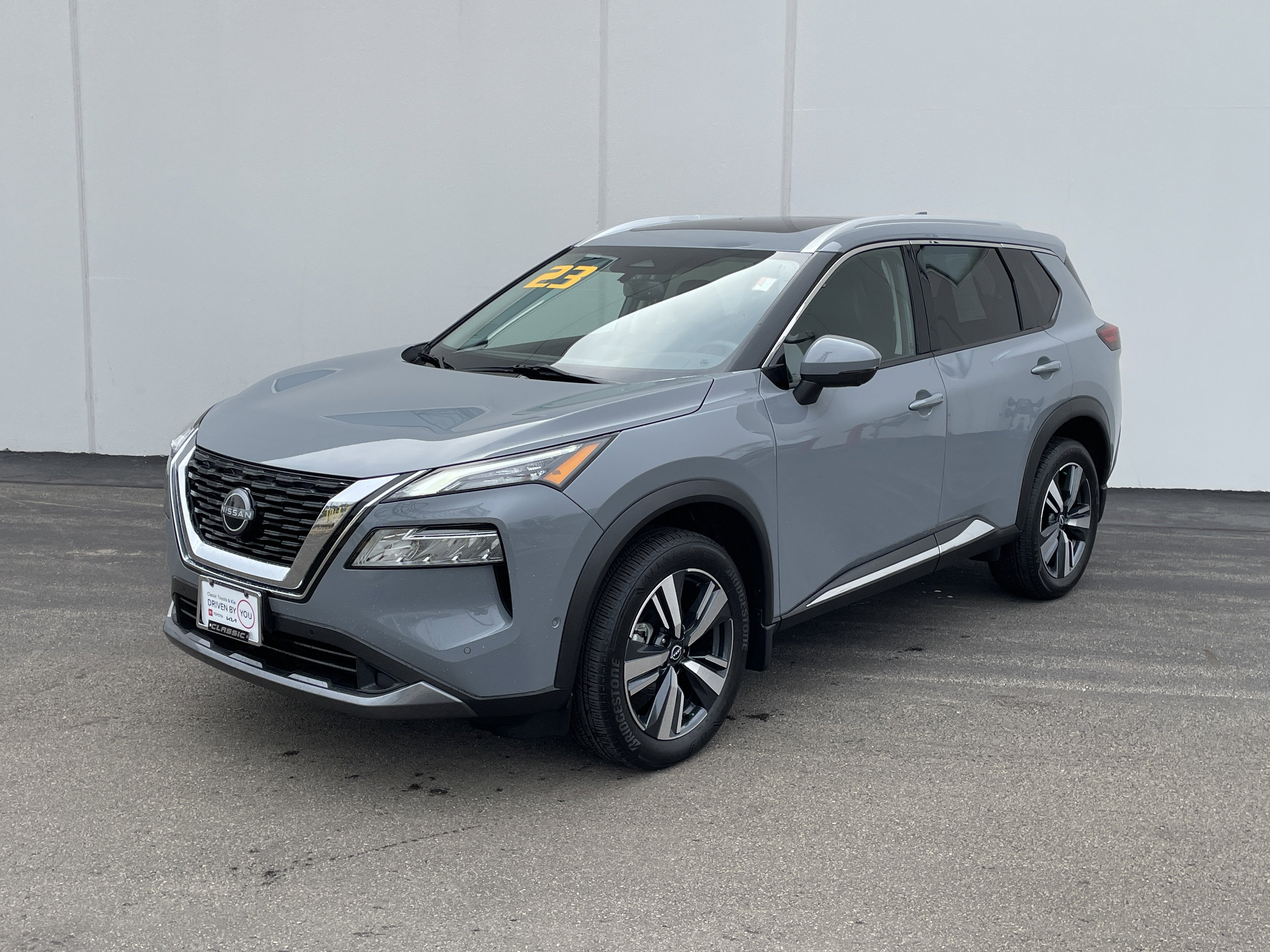 2023 Nissan Rogue SL
