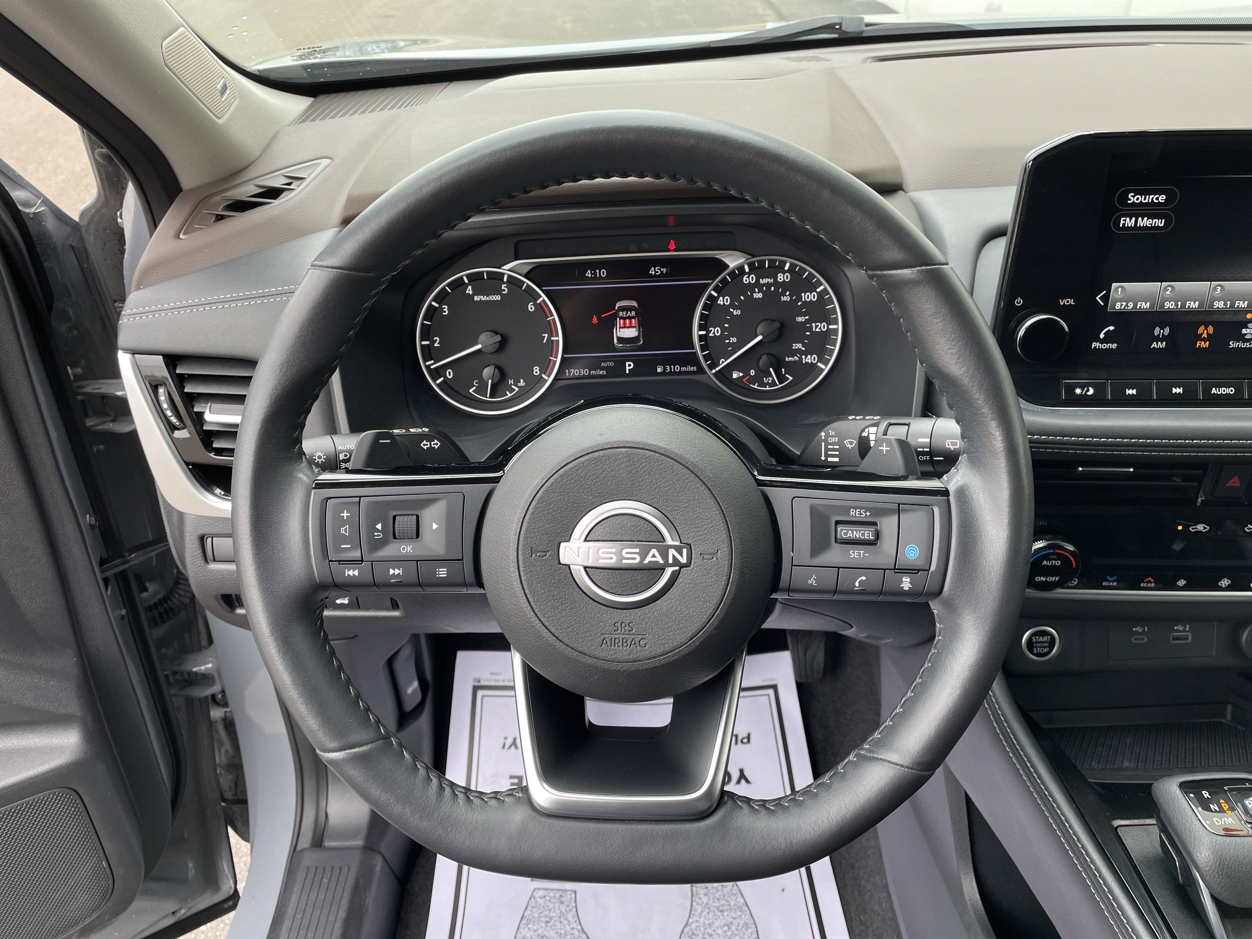 2023 Nissan Rogue SL