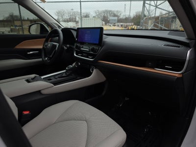 2026 Toyota Grand Highlander Hybrid Limited