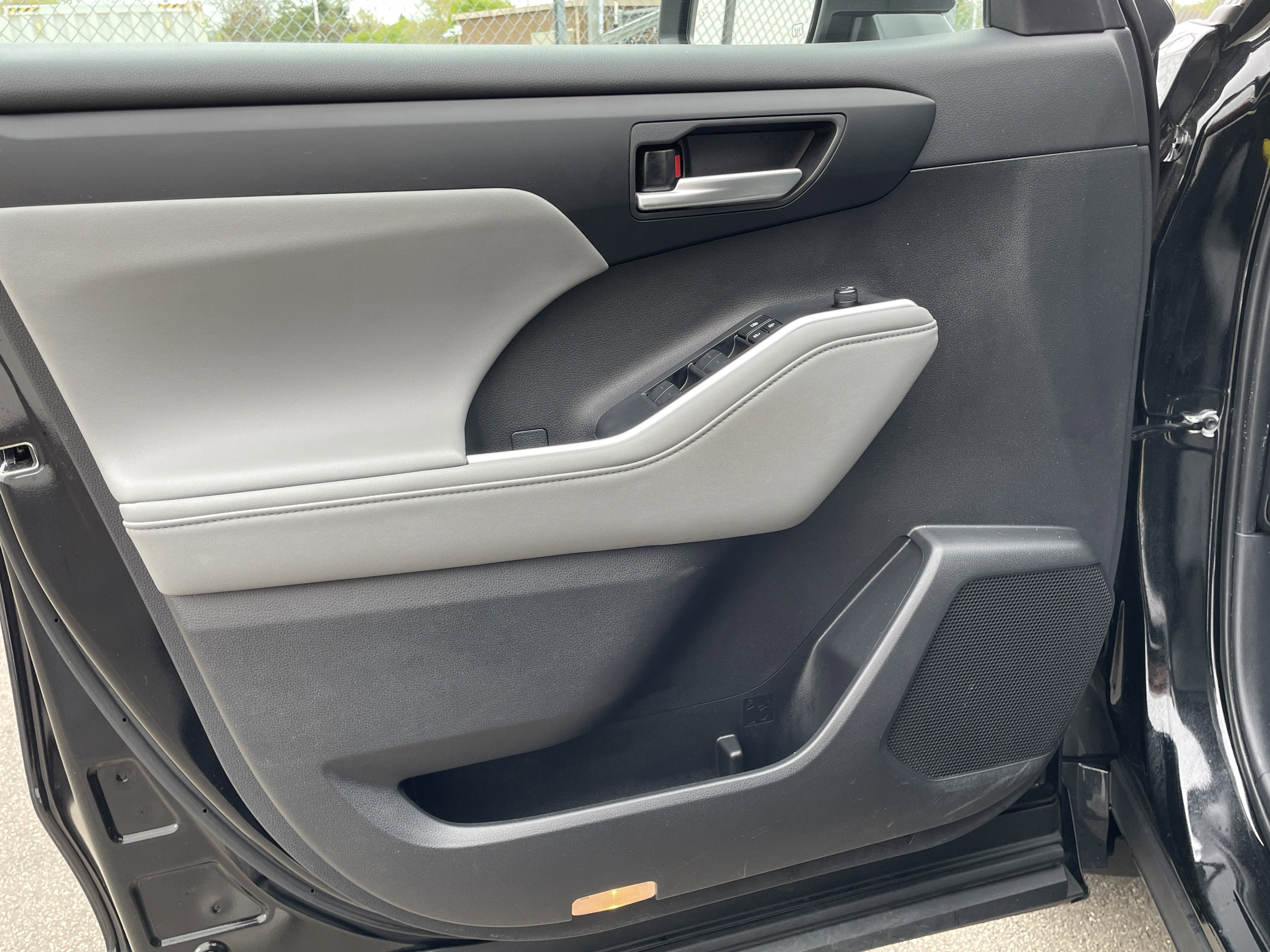 2024 Toyota Highlander Hybrid XLE