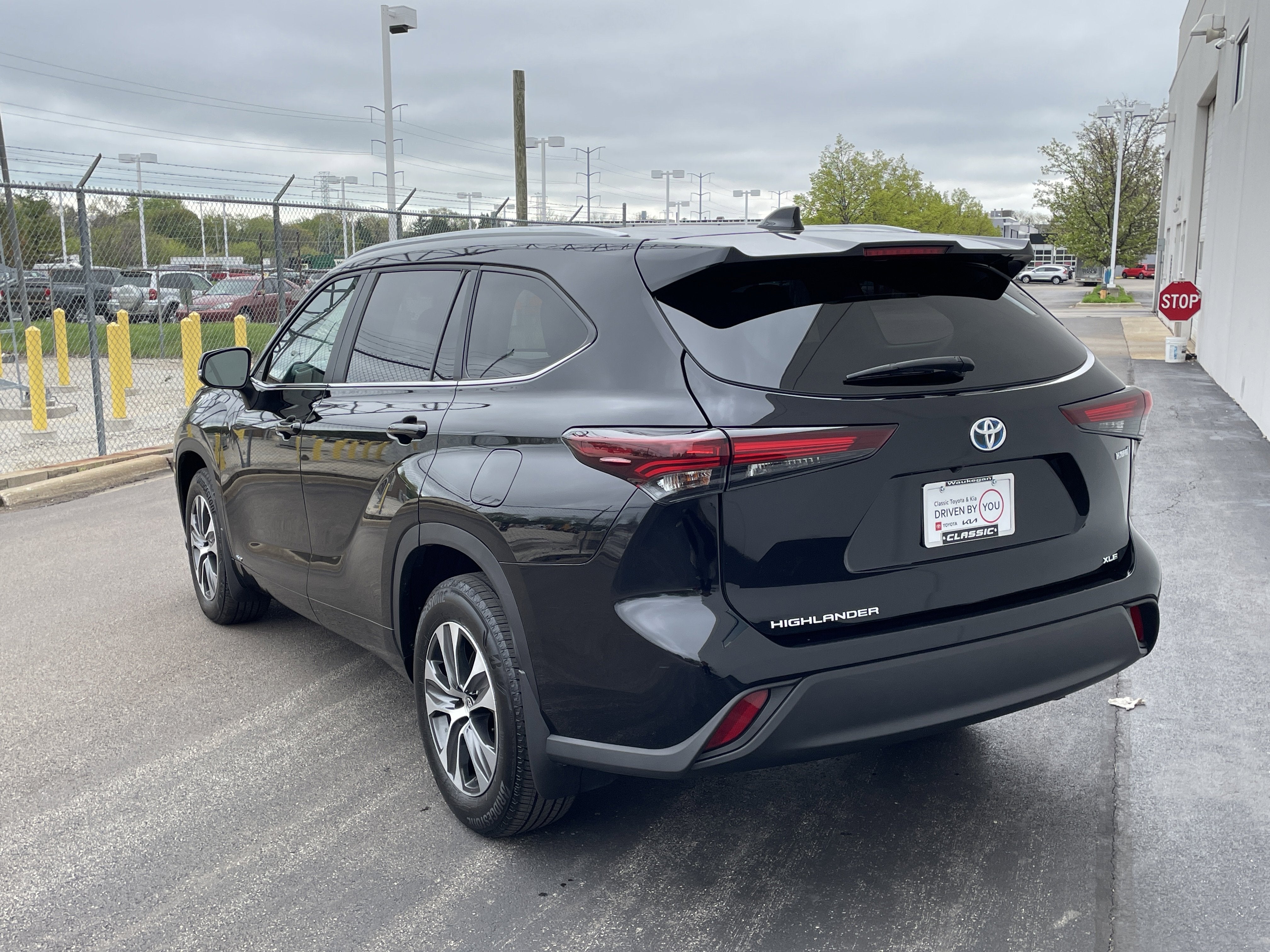 2024 Toyota Highlander Hybrid XLE