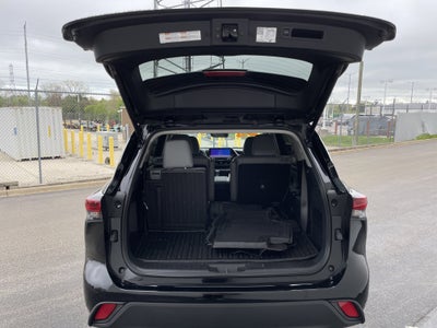 2024 Toyota Highlander Hybrid XLE