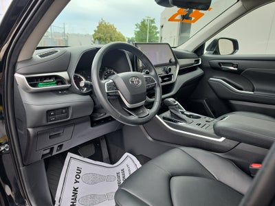 2023 Toyota Highlander XLE