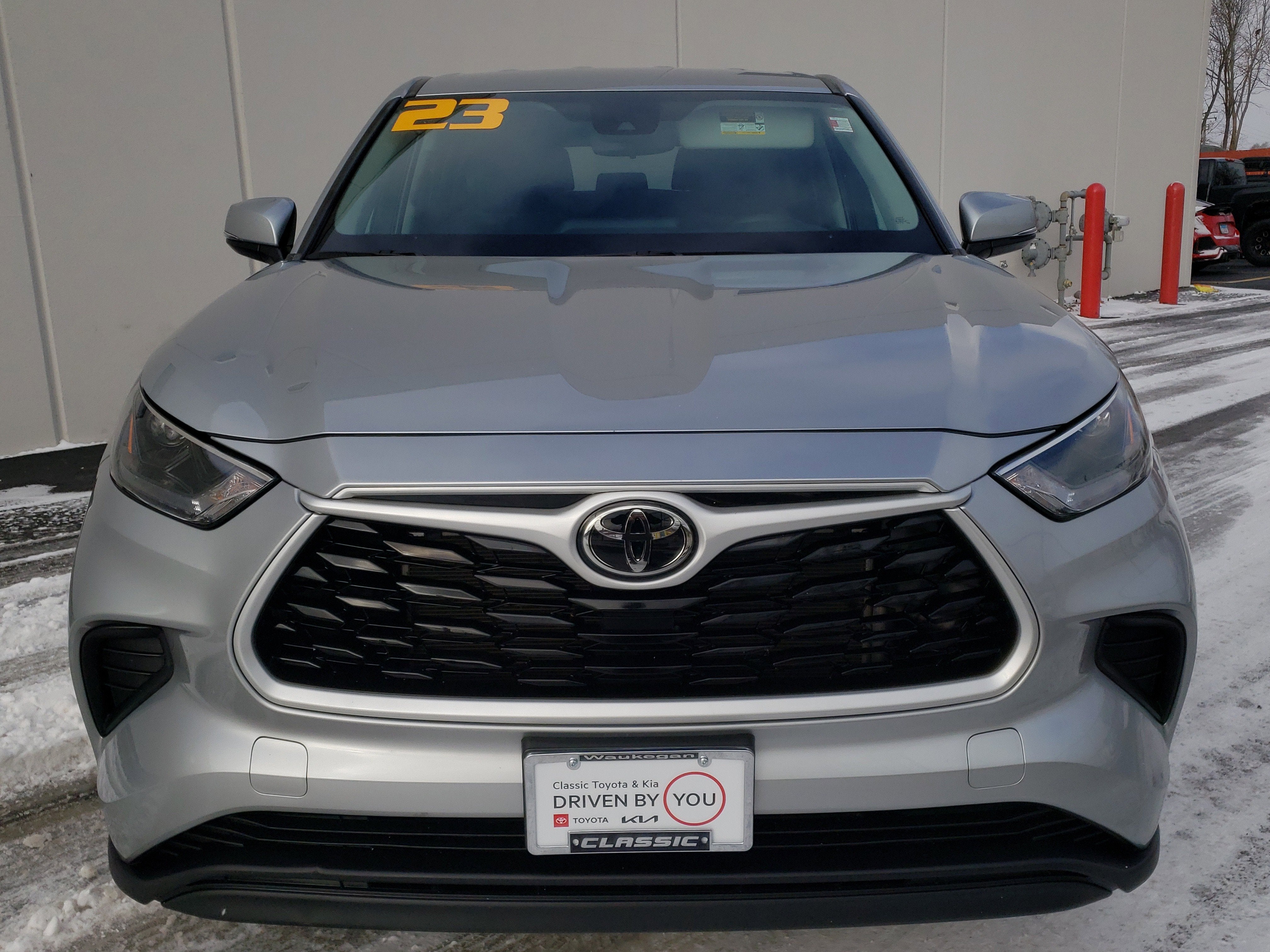 2023 Toyota Highlander L