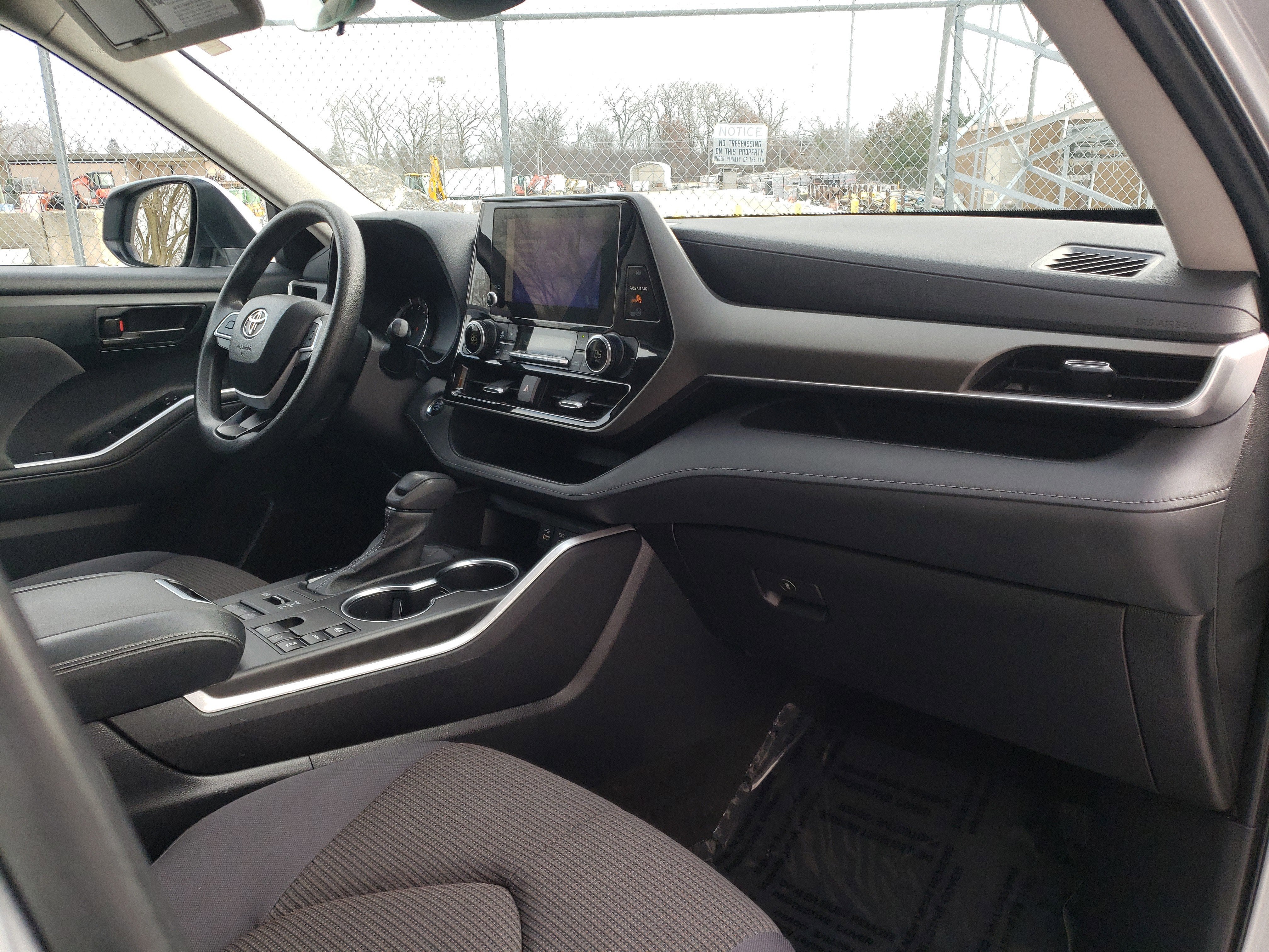 2023 Toyota Highlander L